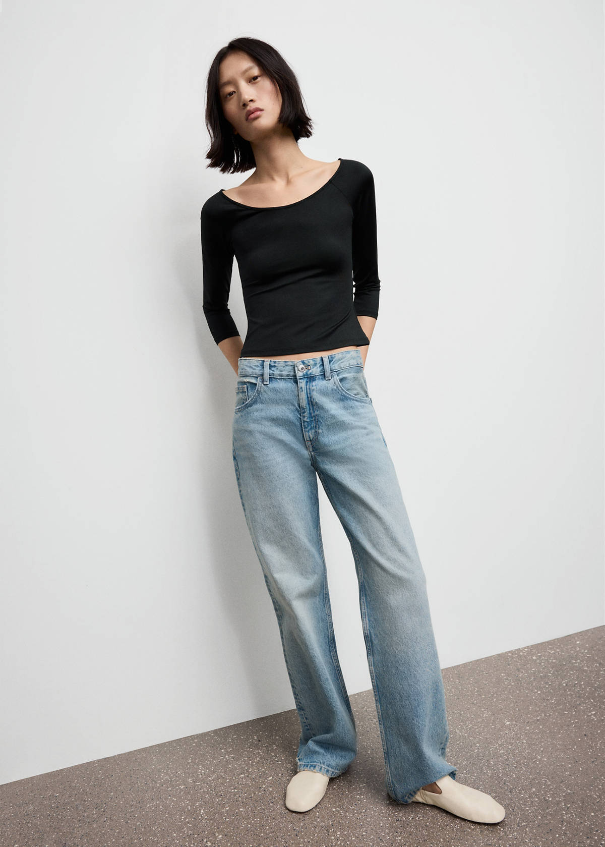 Three-quarter sleeve t-shirt — Black