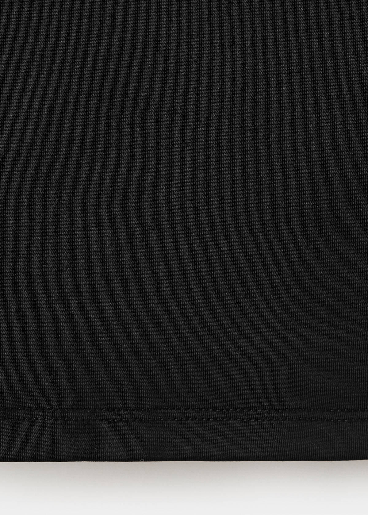 Three-quarter sleeve t-shirt — Black