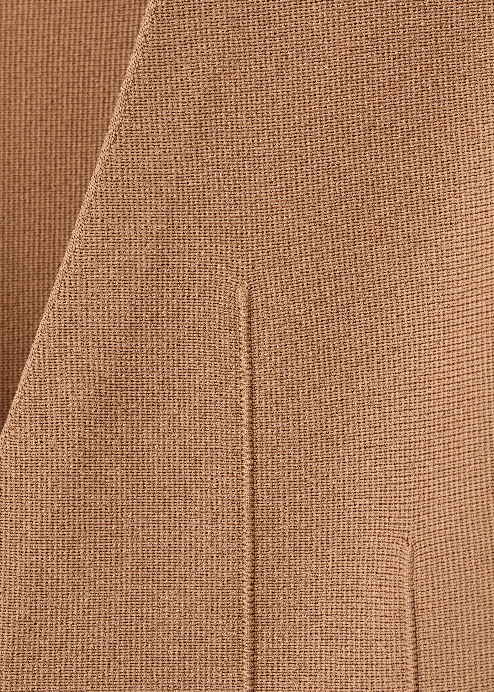 Fitted knitted jacket with buttons - Details of the article 0