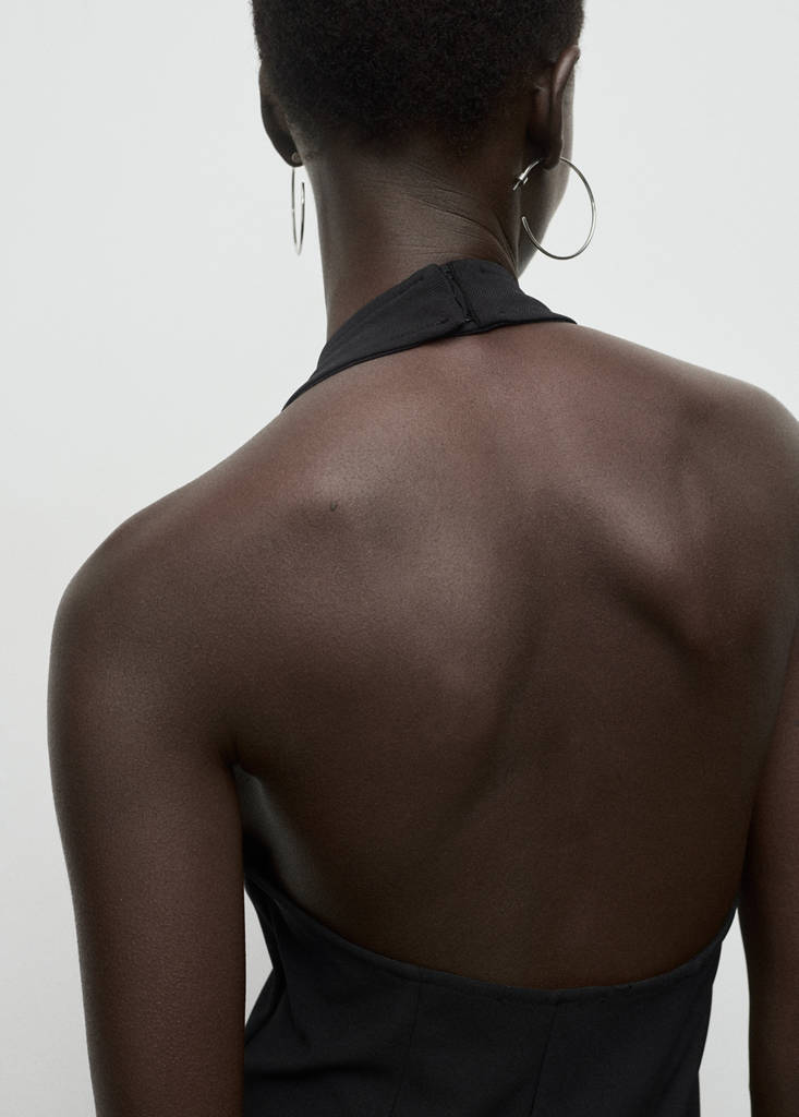 Halter-neck pleated dress — Black
