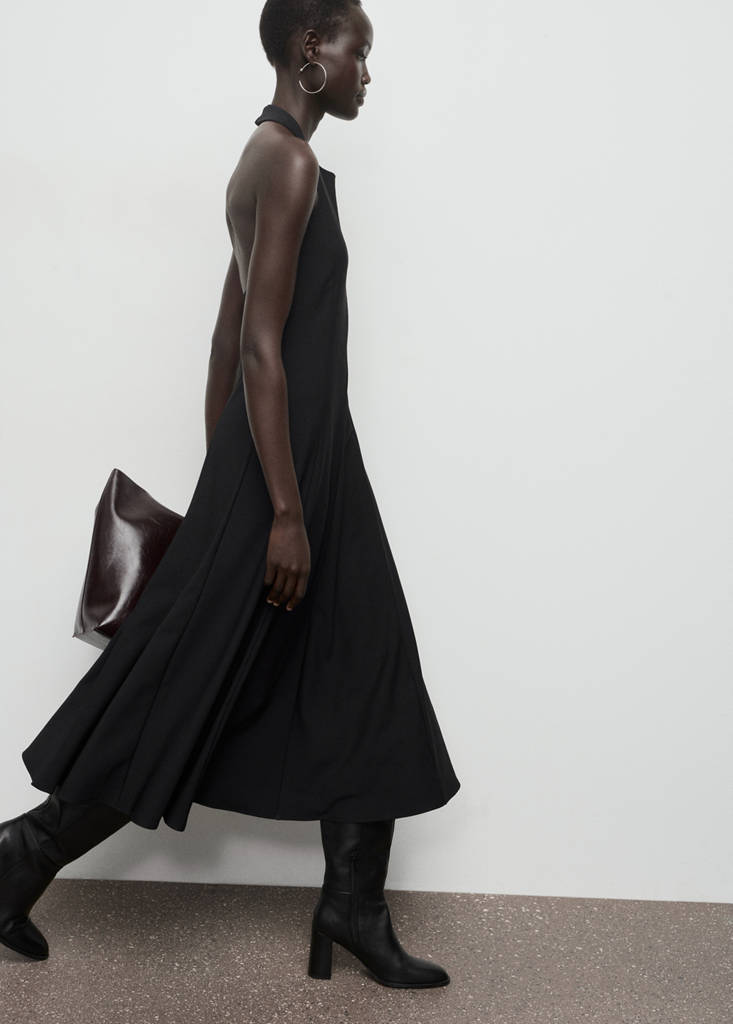 Halter-neck pleated dress — Black