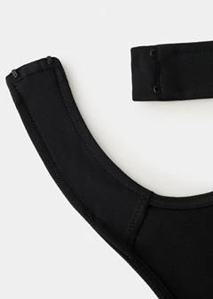 Halter-neck pleated dress — Black 7