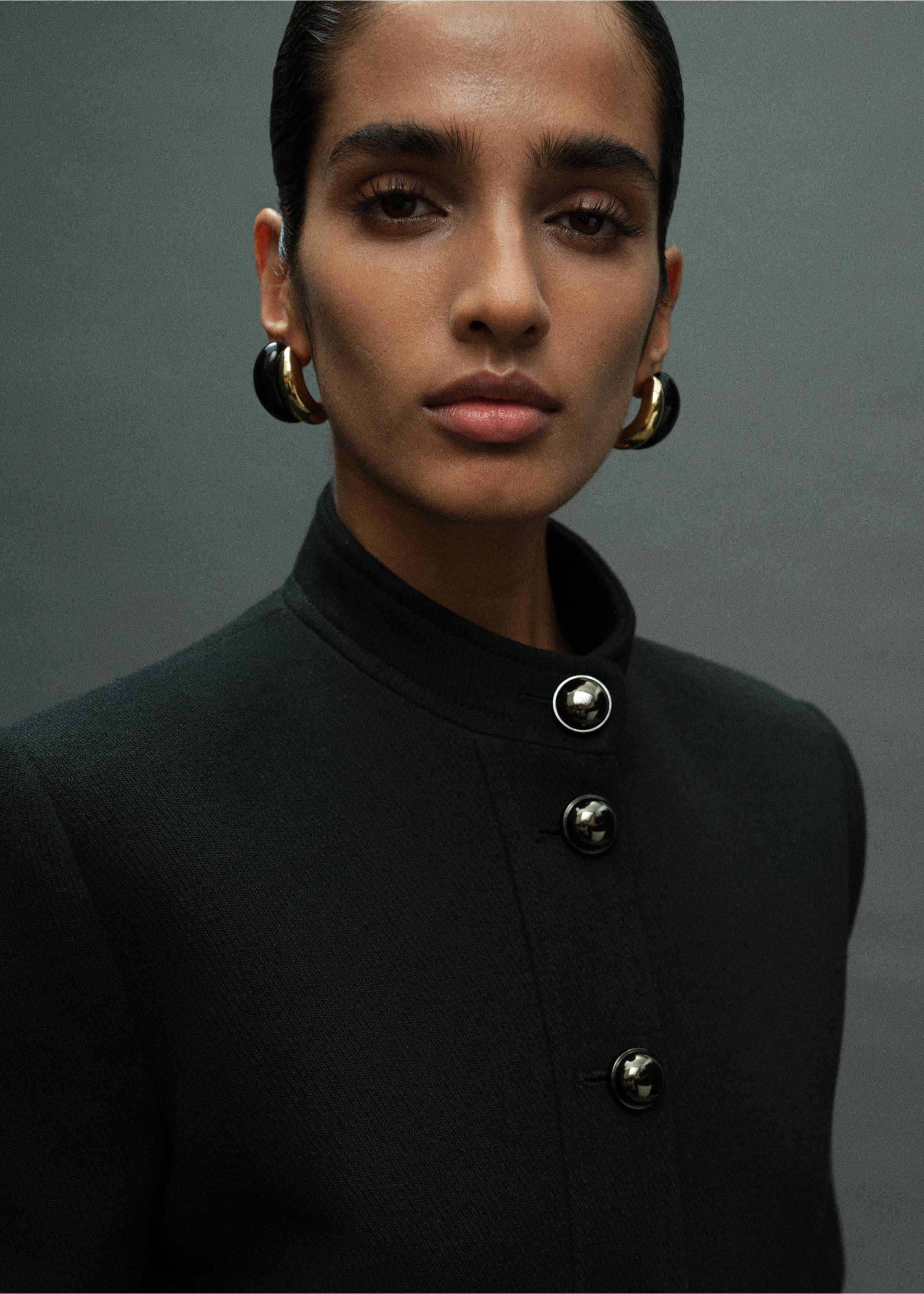 Chaqueta cuello tira botones joya - Detalle del artículo 1, Negro. Ref: 17065829-00.