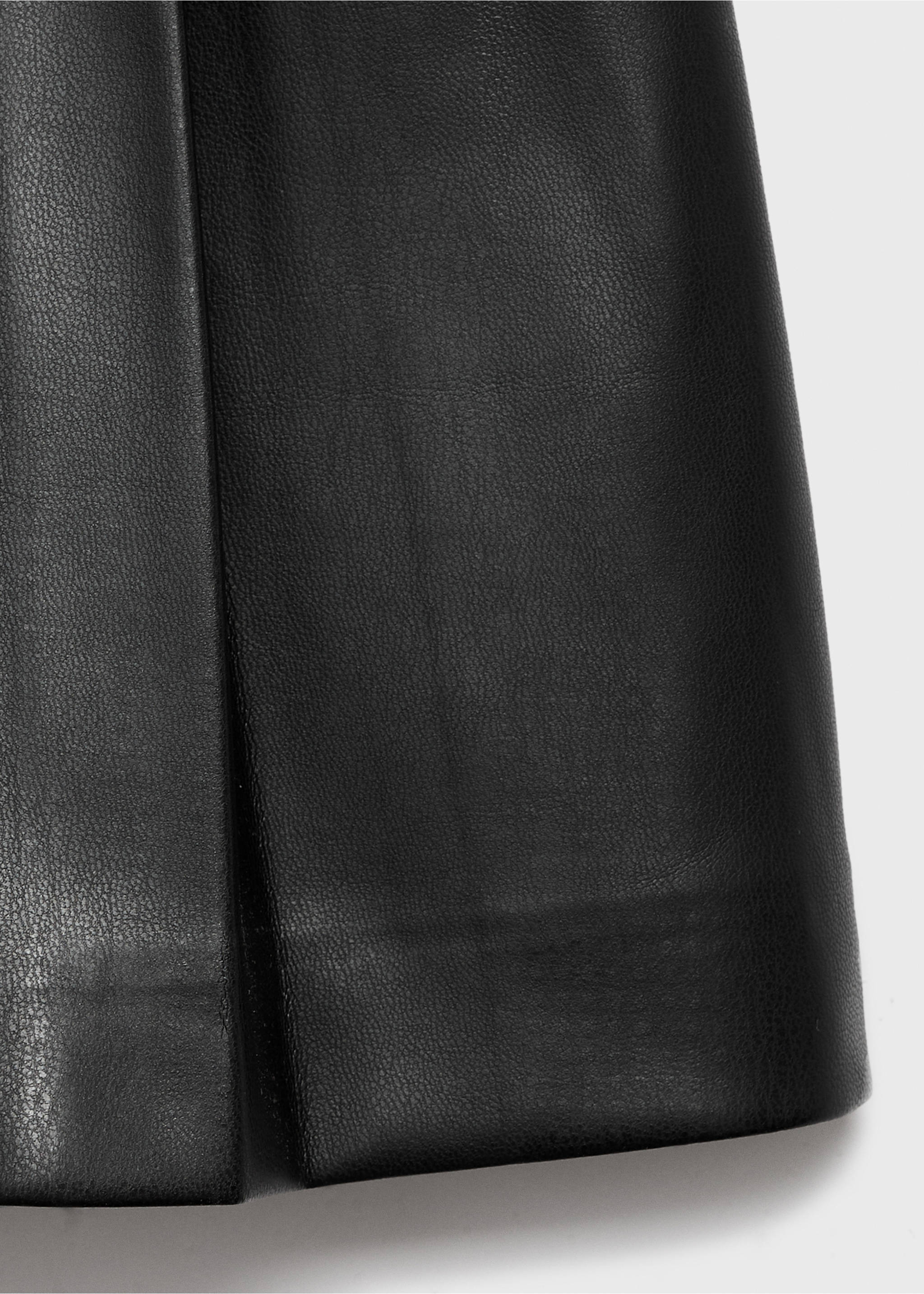 Leather-effect shorts - Details of the article 0, Black. Ref: 17065973-00.