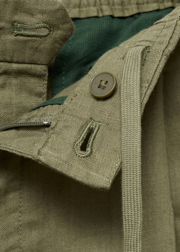 Slim-fit trousers with drawstring — Khaki