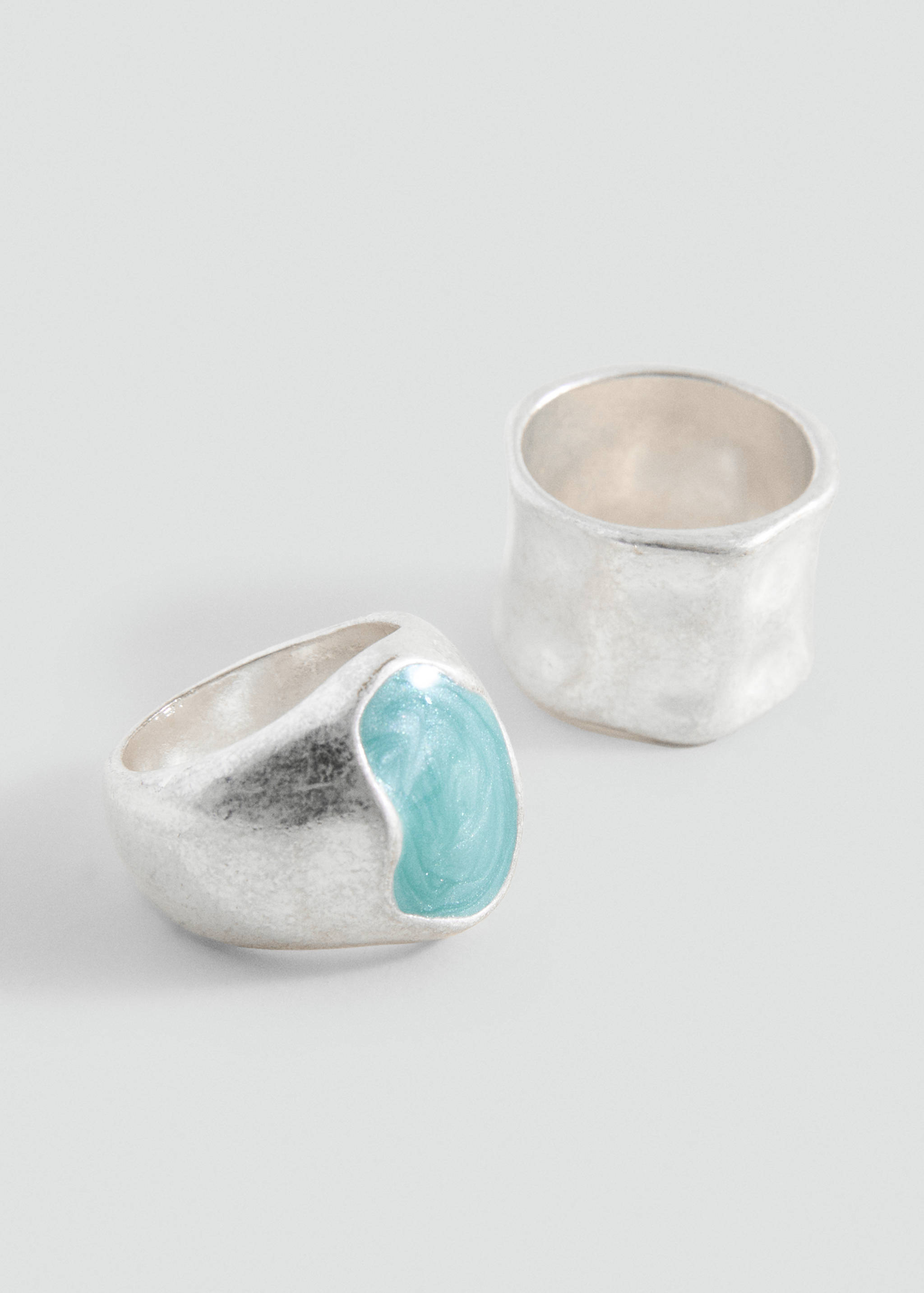 Lot 2 bagues perles - Plan moyen