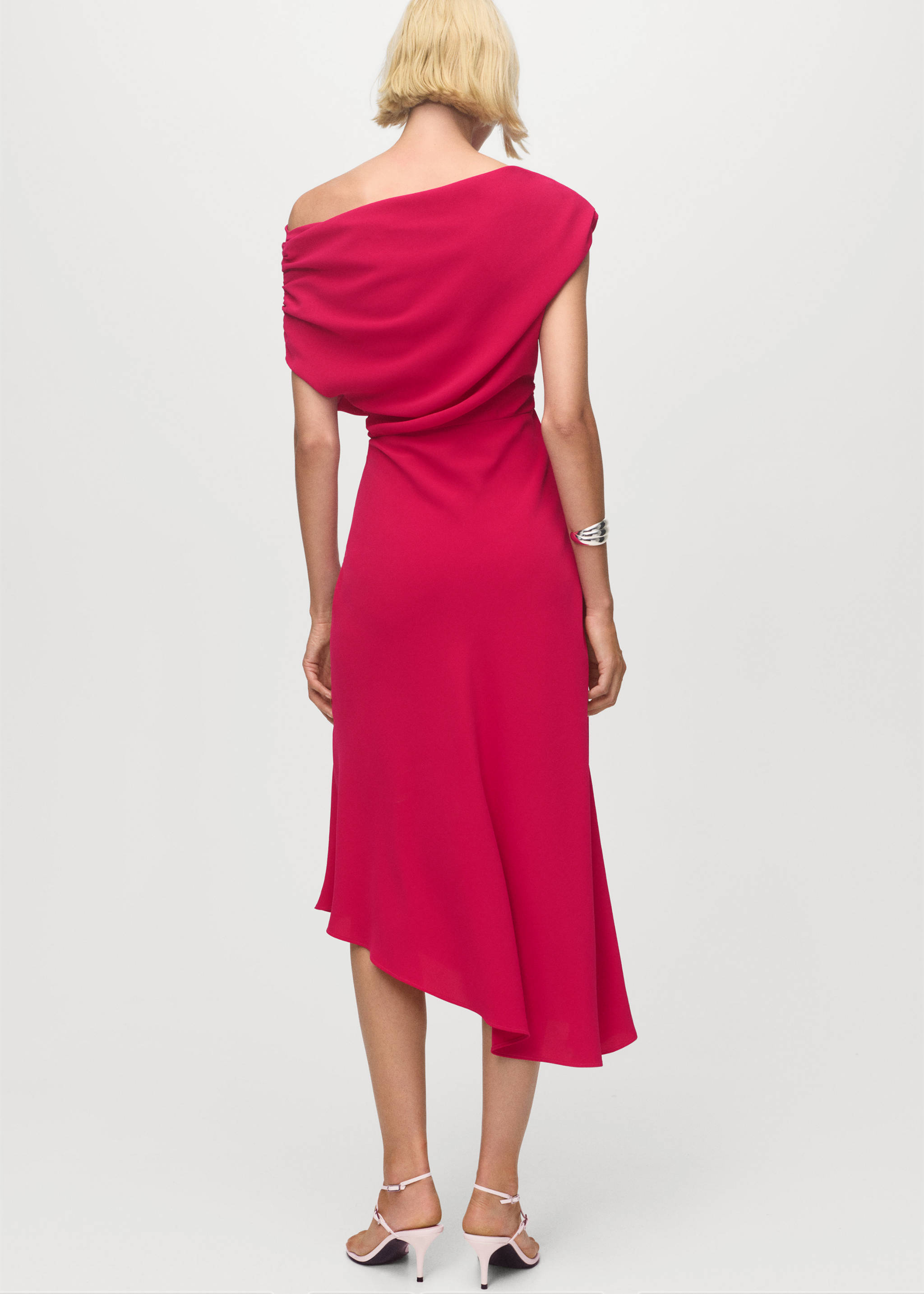 Asymmetrical midi-dress - Reverse of the article