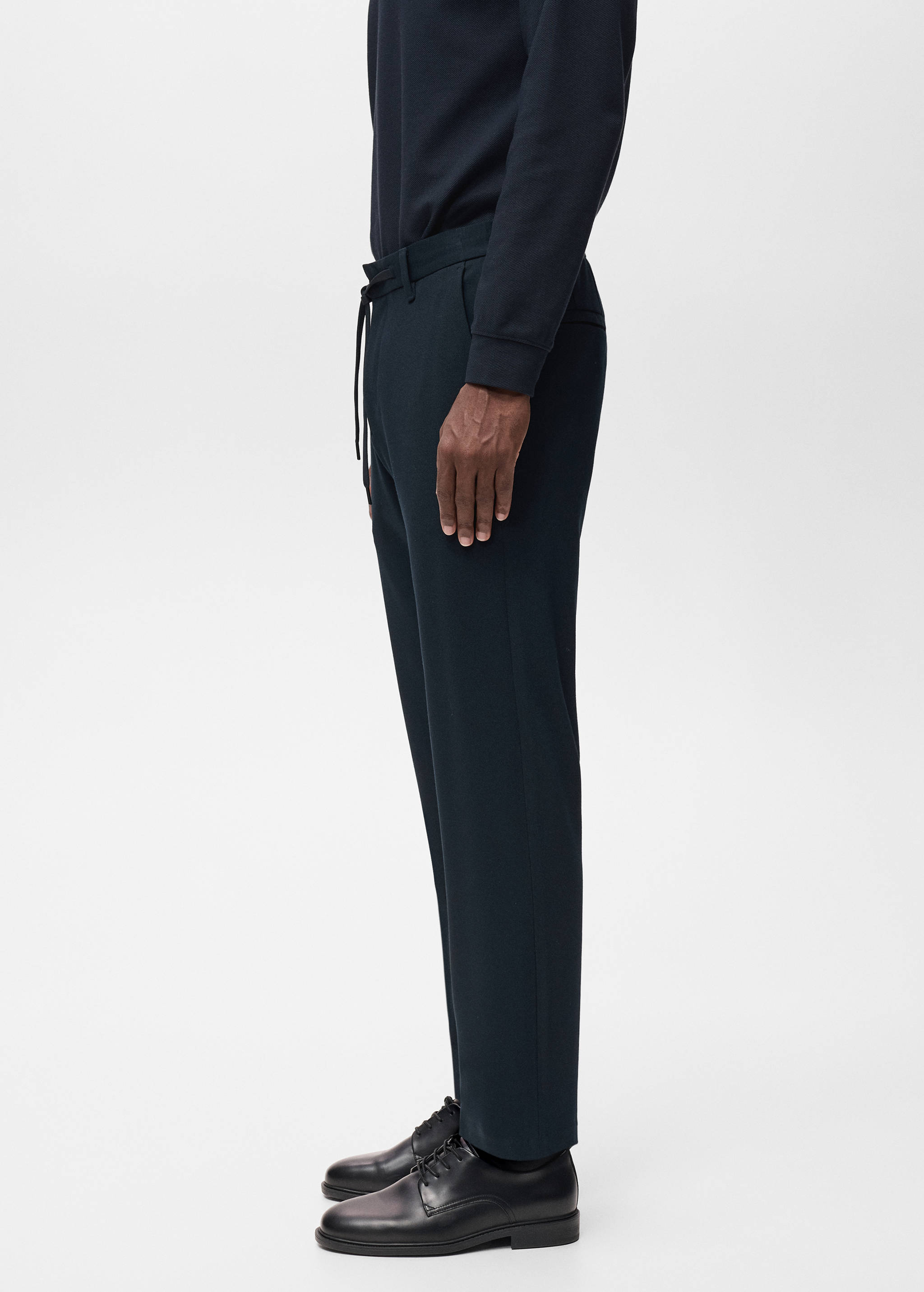 Pantaloni slim fit comfort stretch cu șnur - Detaliu al articolului 2