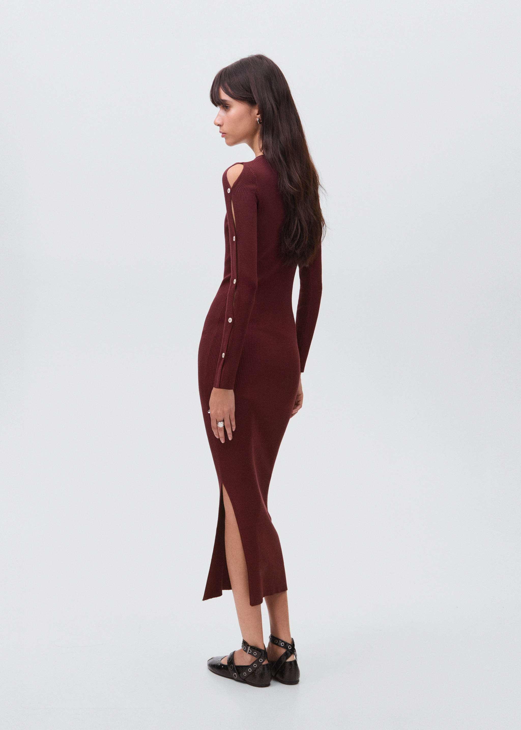 Long buttoned dress - Reverse of the article