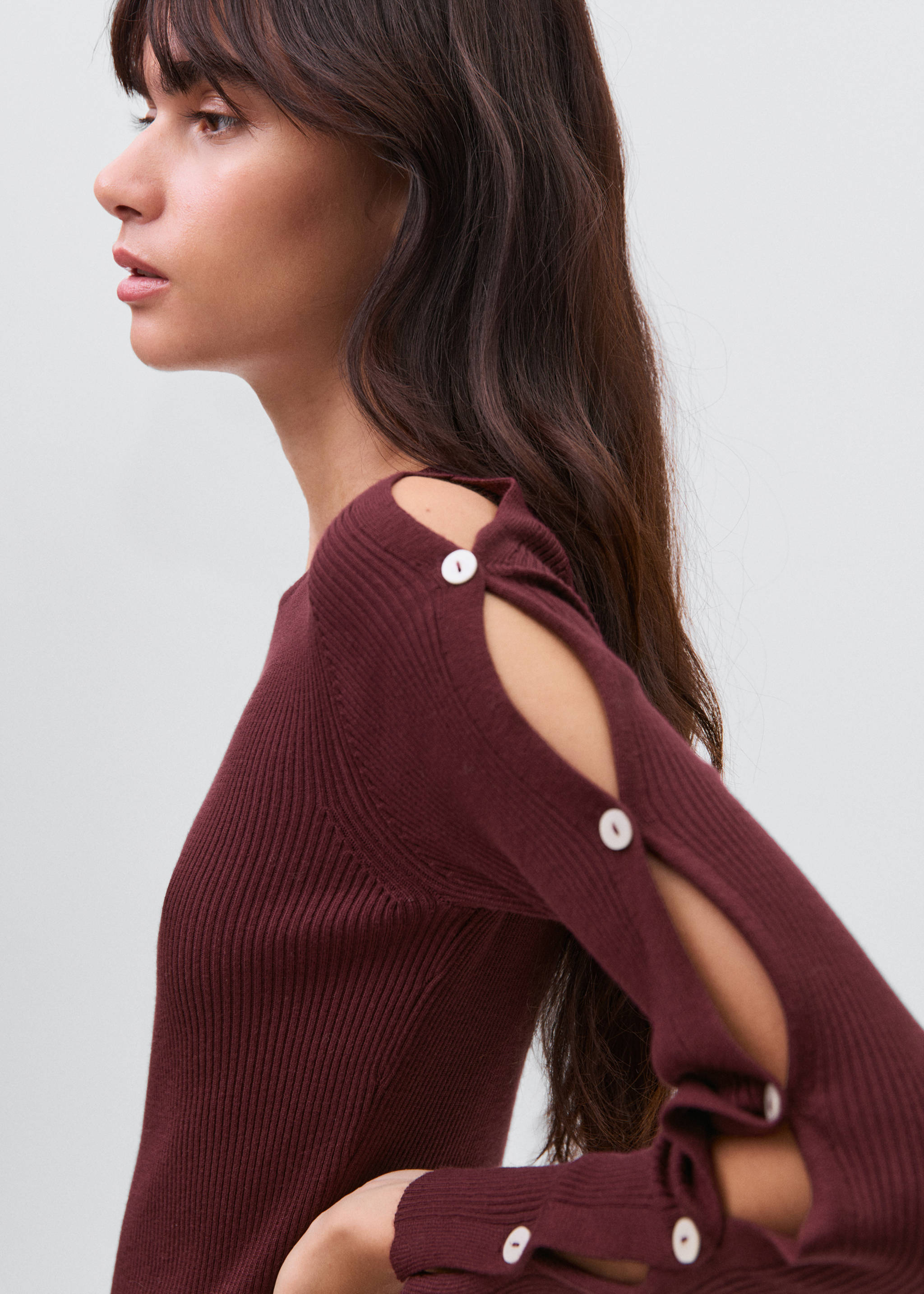 Long buttoned dress - Details of the article 1