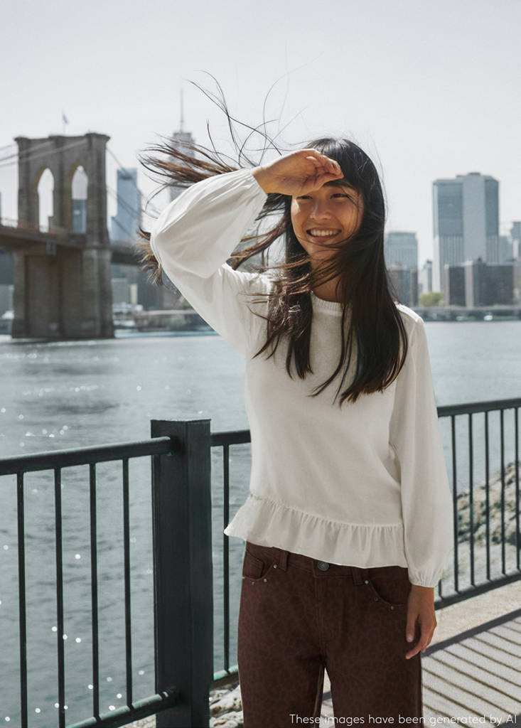 Ruffled cotton blouse — Off White