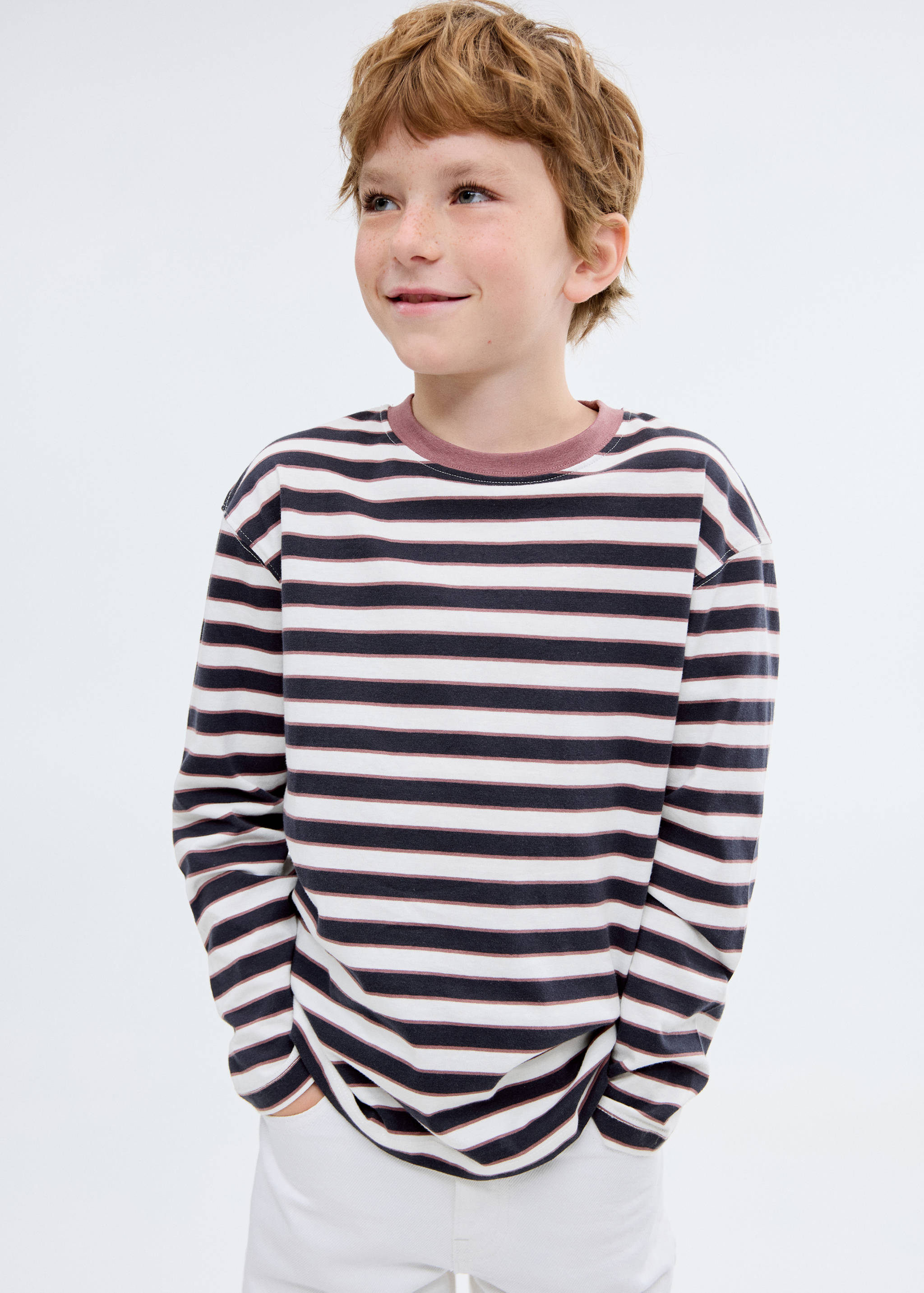 Long-sleeved striped t-shirt - General plane