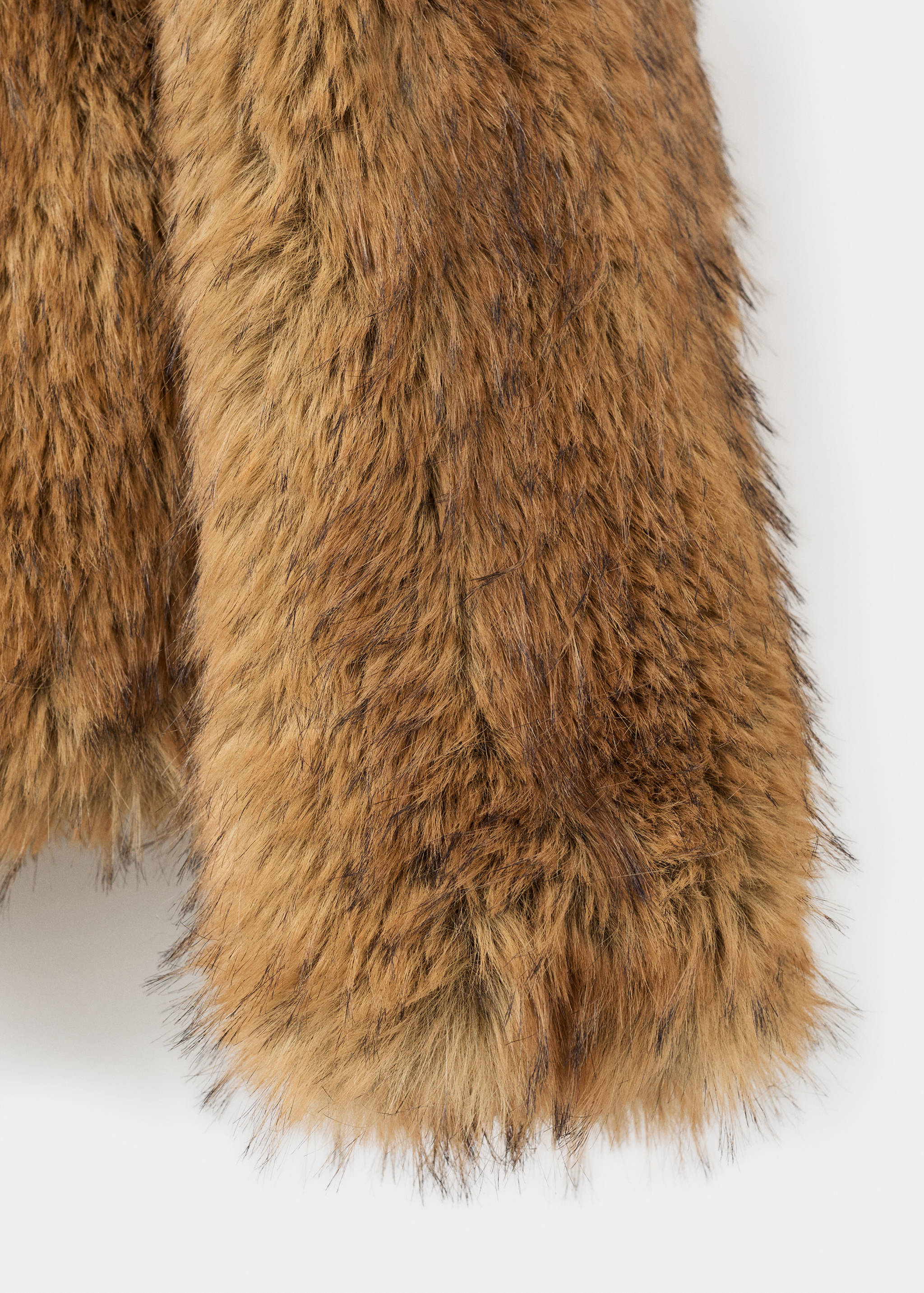 Faux-fur jacket with lapels - Details of the article 0