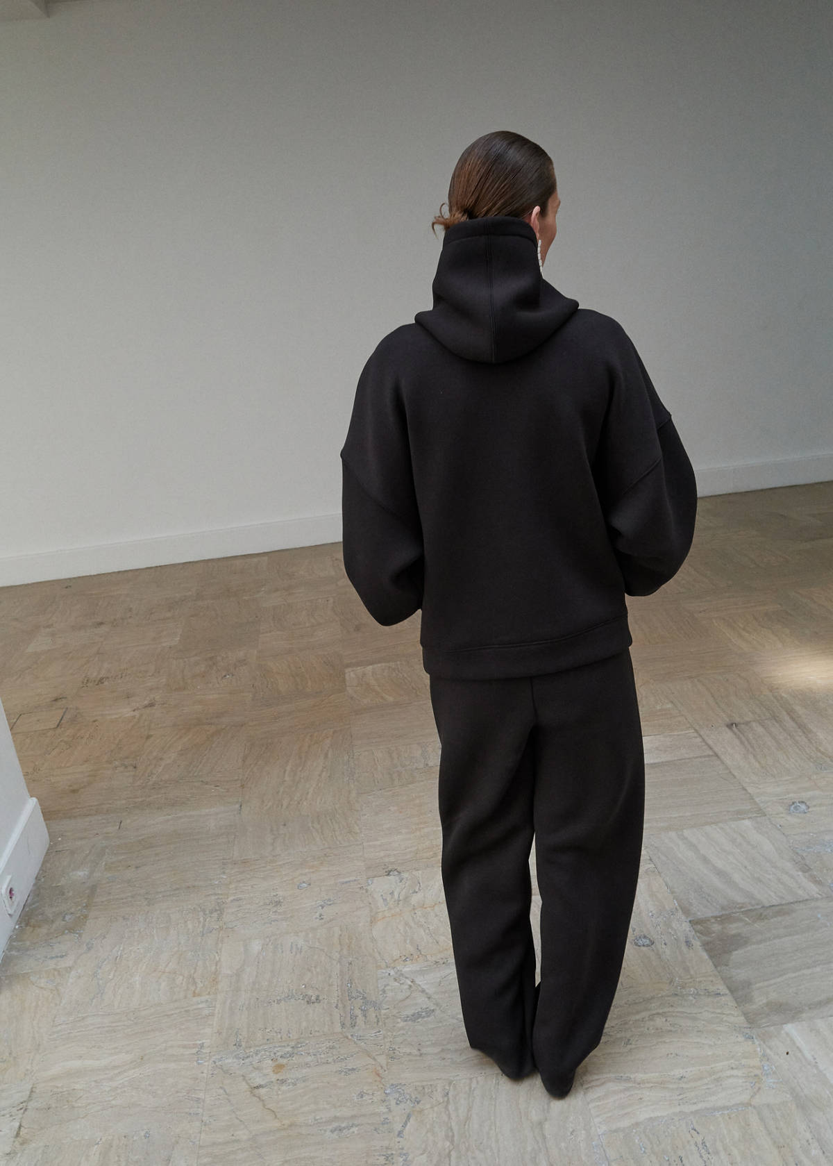 Jogger trousers with seam detail — Brown