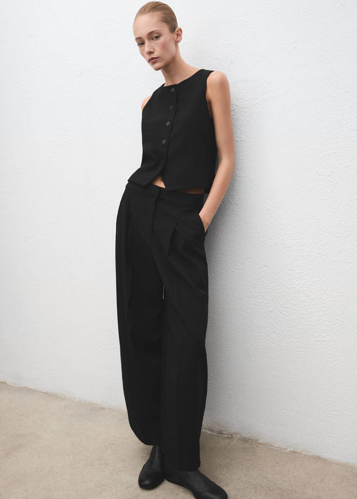 Suit waistcoat with buttons — Black