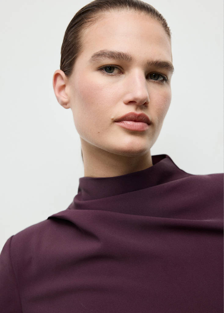 Long-sleeved dress with draped neck — Purple