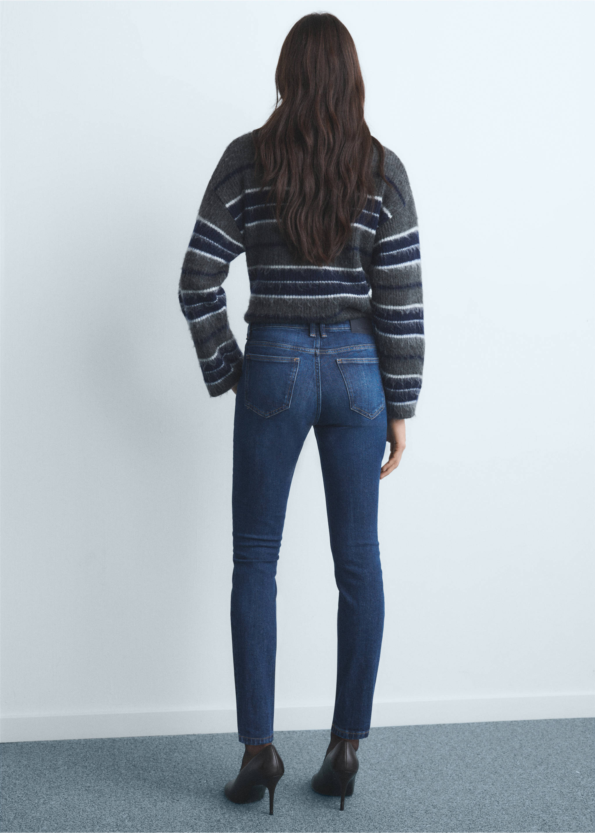 Jean skinny taille normale - Verso de l’article, Bleu foncé. Ref: 17067764-00.