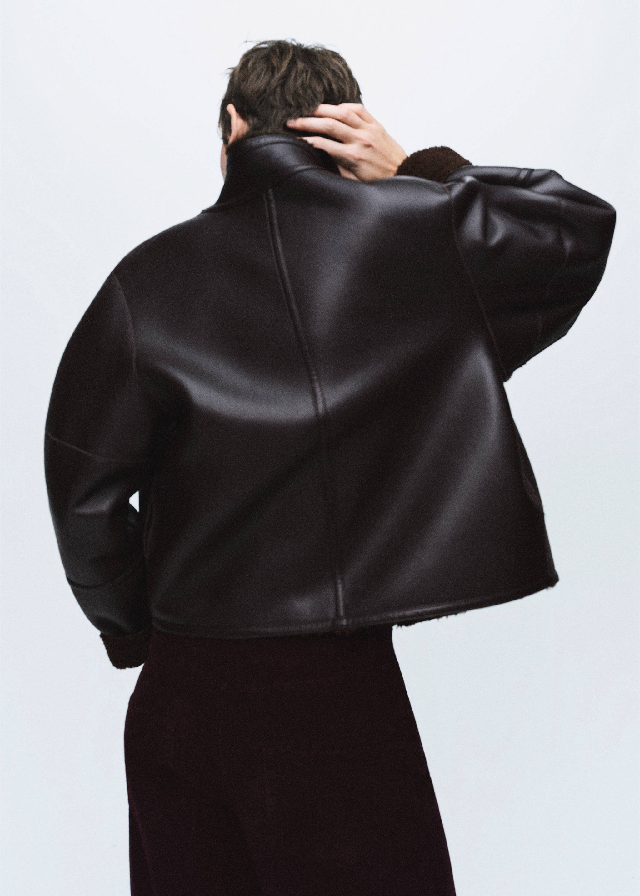 Reversible shearling jacket - Reverse of the article