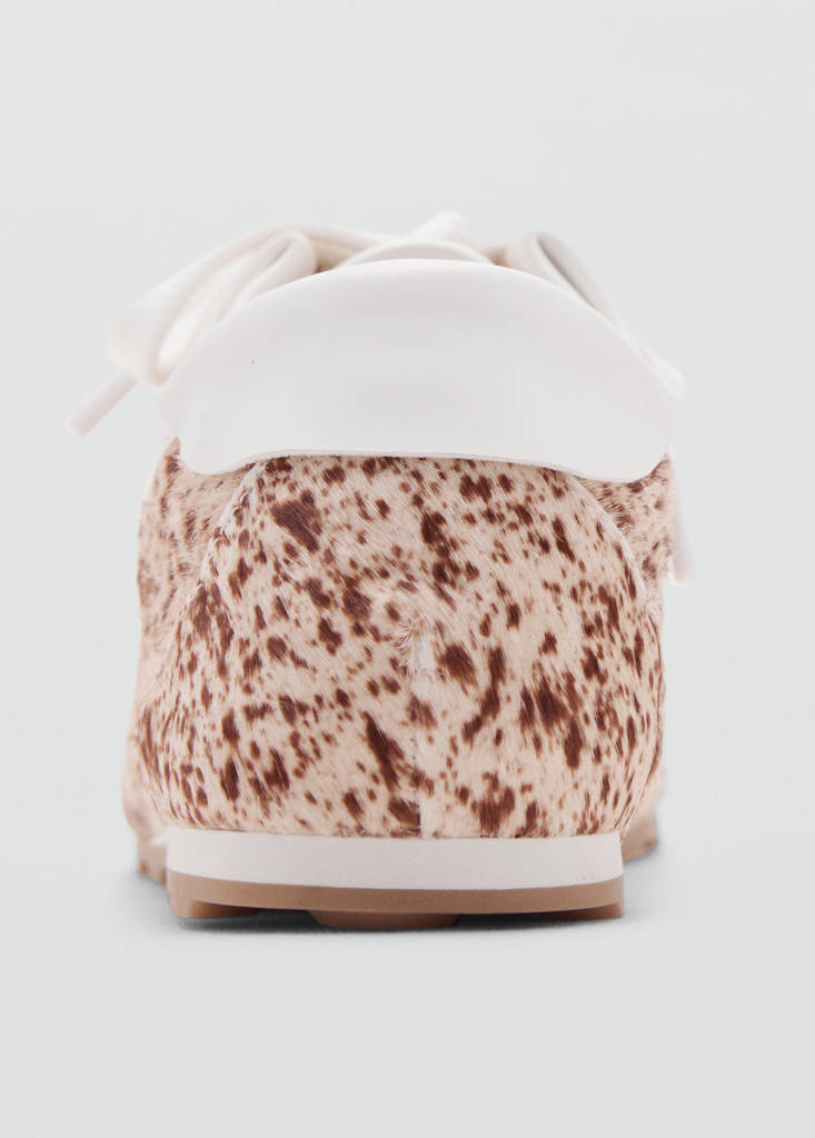 Leather trainers with fleece — Beige