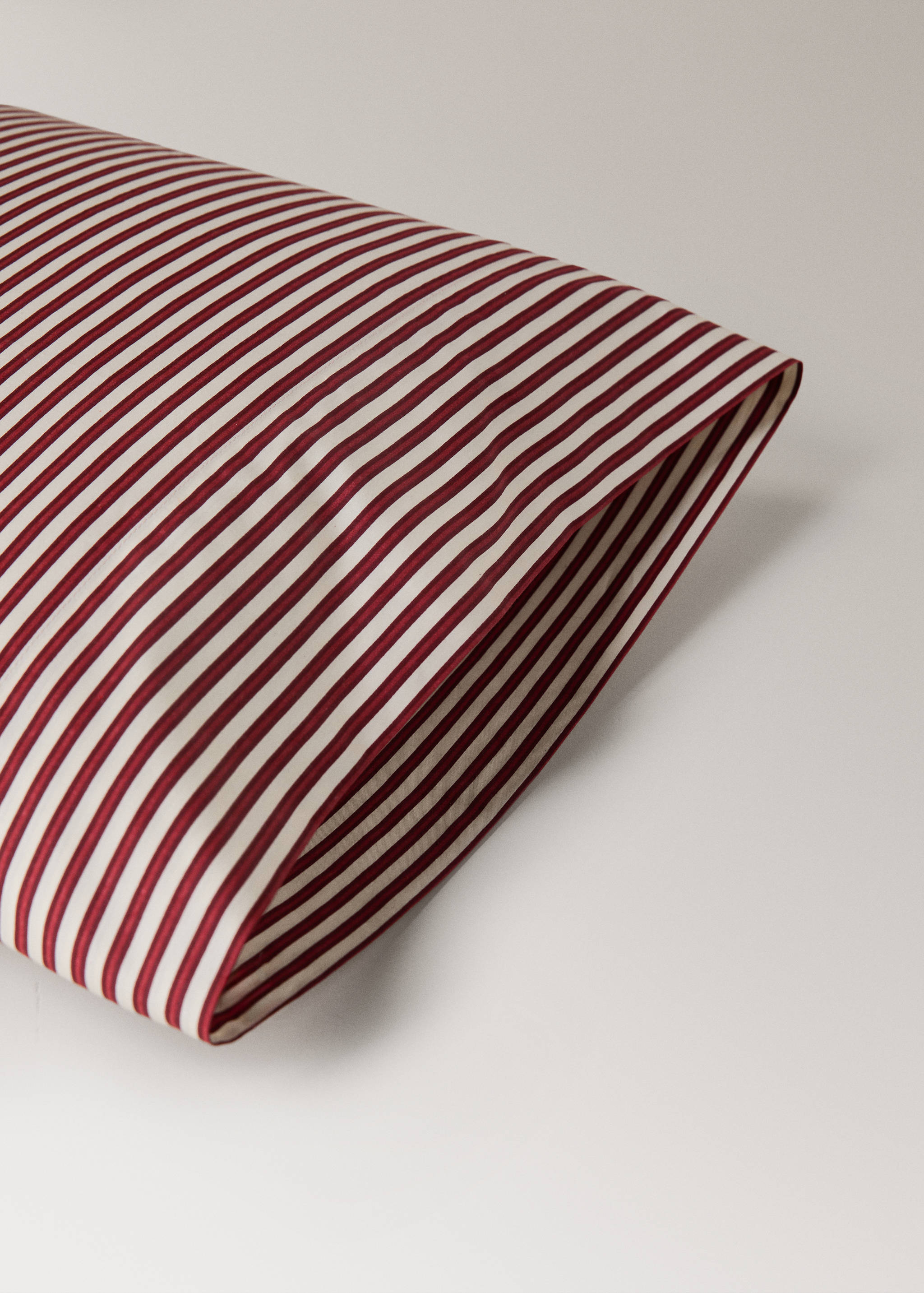 Reversible percale cotton striped pillowcase 45x110cm - Details of the article 1