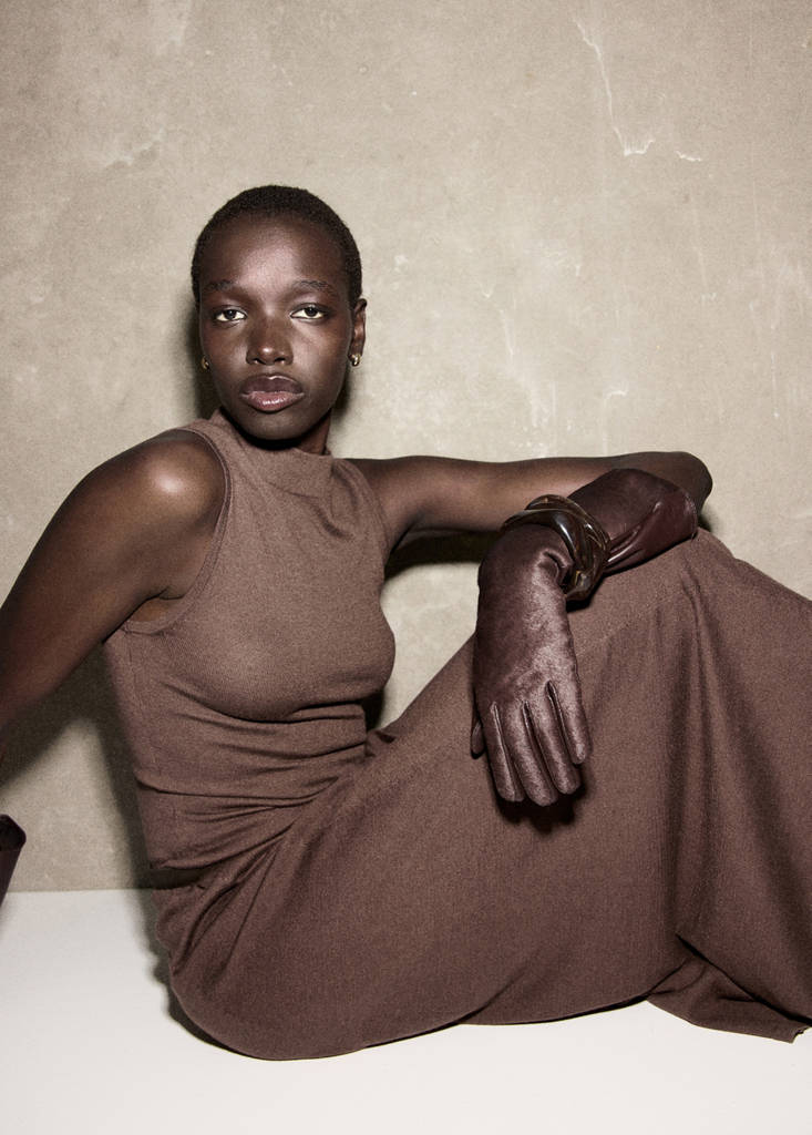 Perkins-neck knitted dress — Chocolate