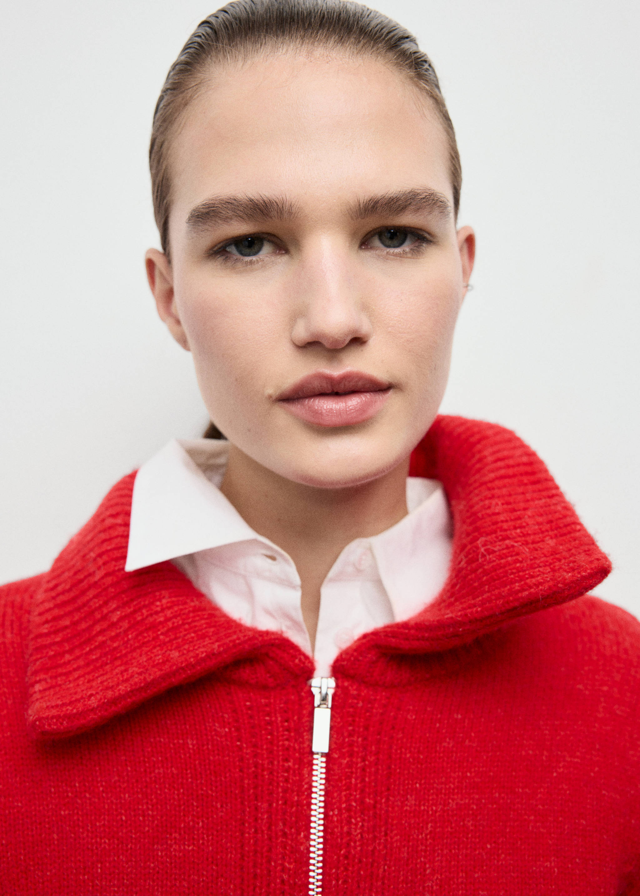 Cardigan with shirt collar - Details of the article 1