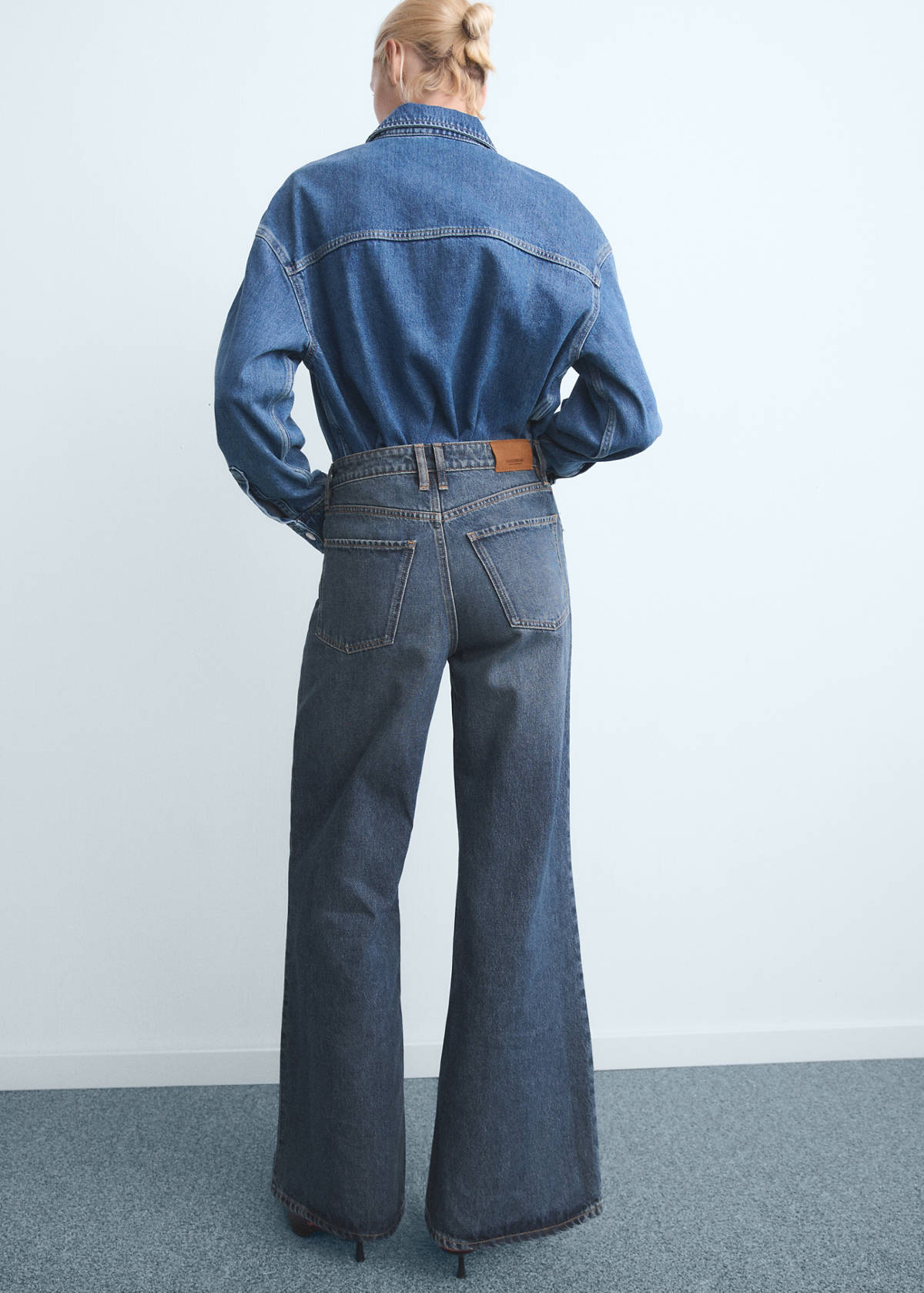 Wide leg jeans with buttons — Dark Blue