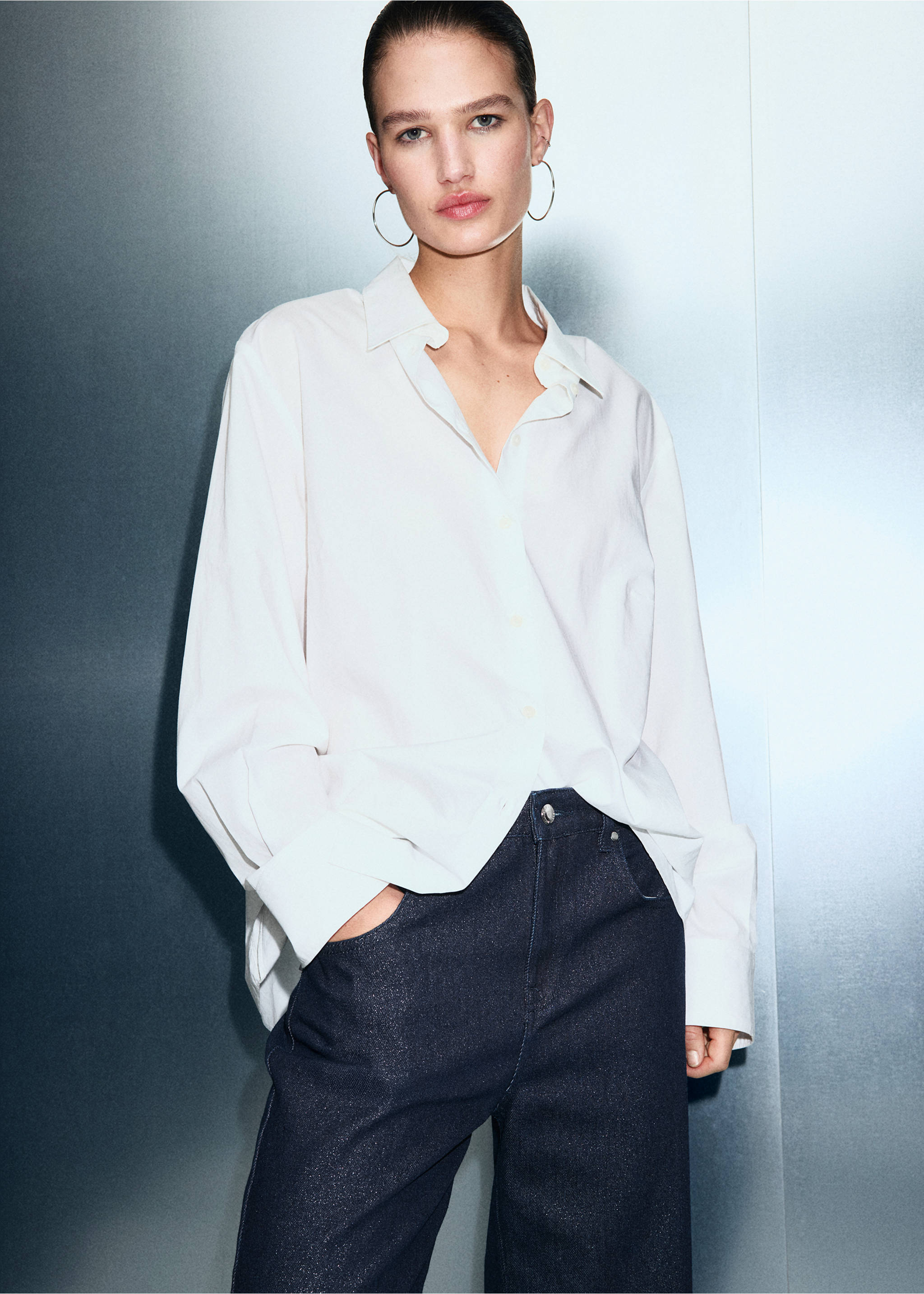 Jean droit brillant - Détail de l'article 1, Bleu foncé. Ref: 17067797-00.