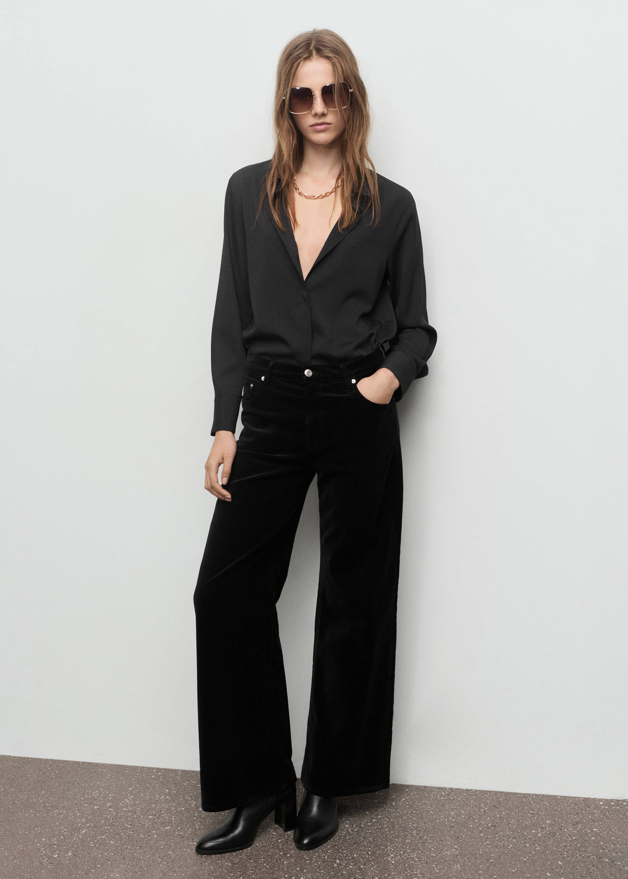 Wide leg velvet jeans - General plane