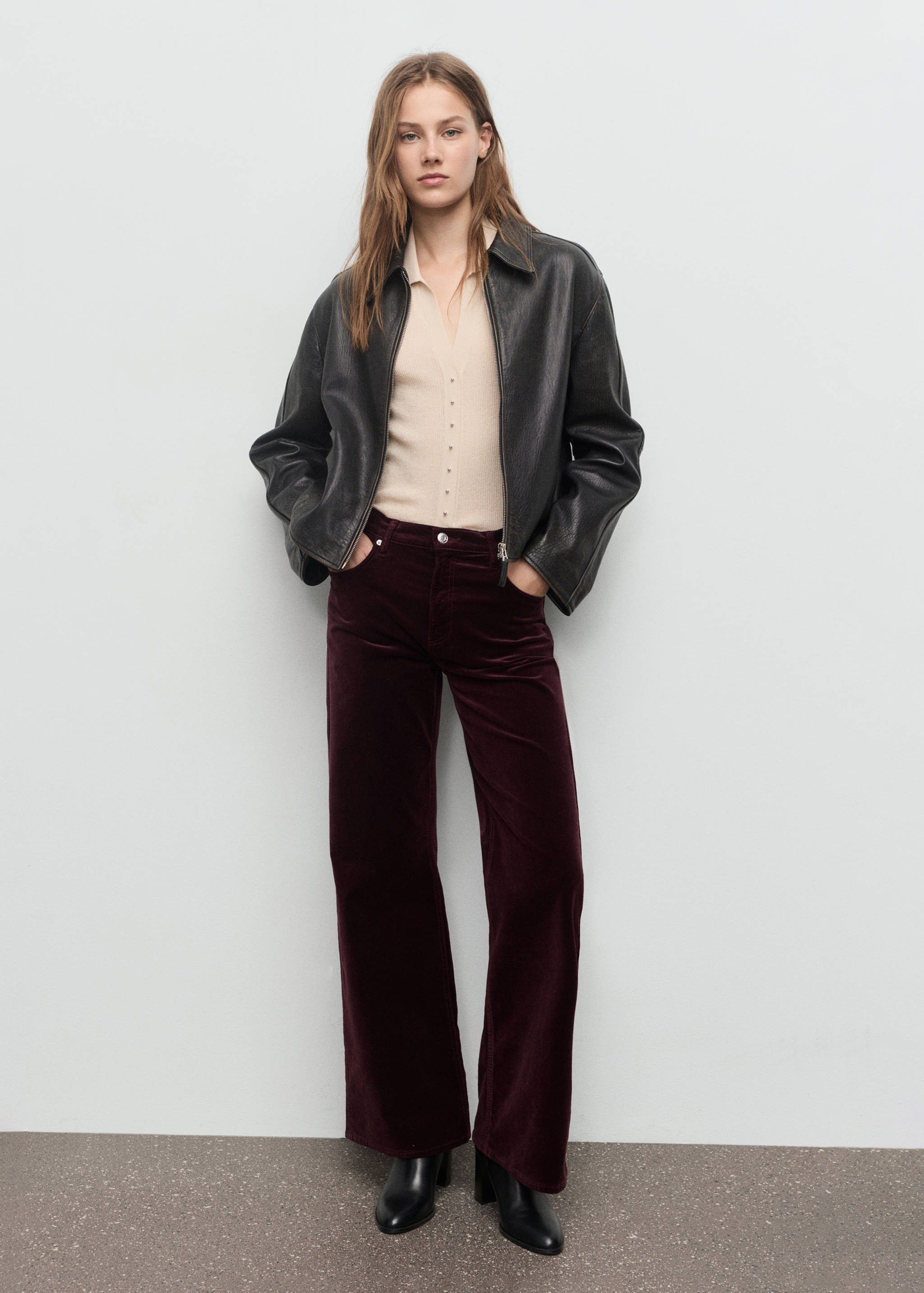Wide leg velvet jeans - General plane