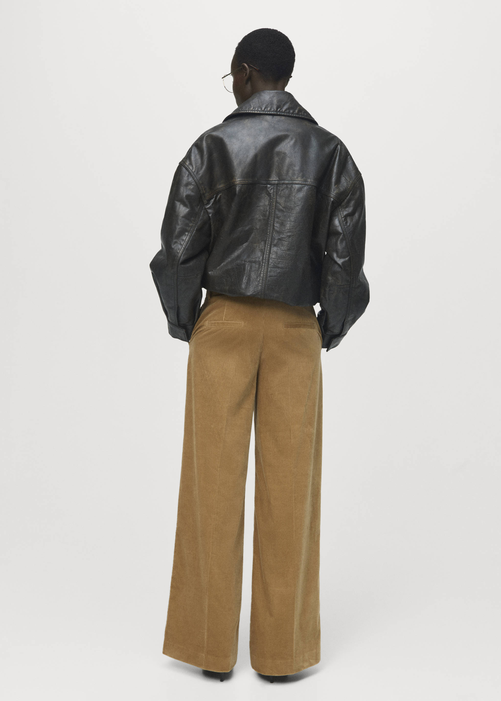 Wide leg corduroy trousers - Reverse of the article