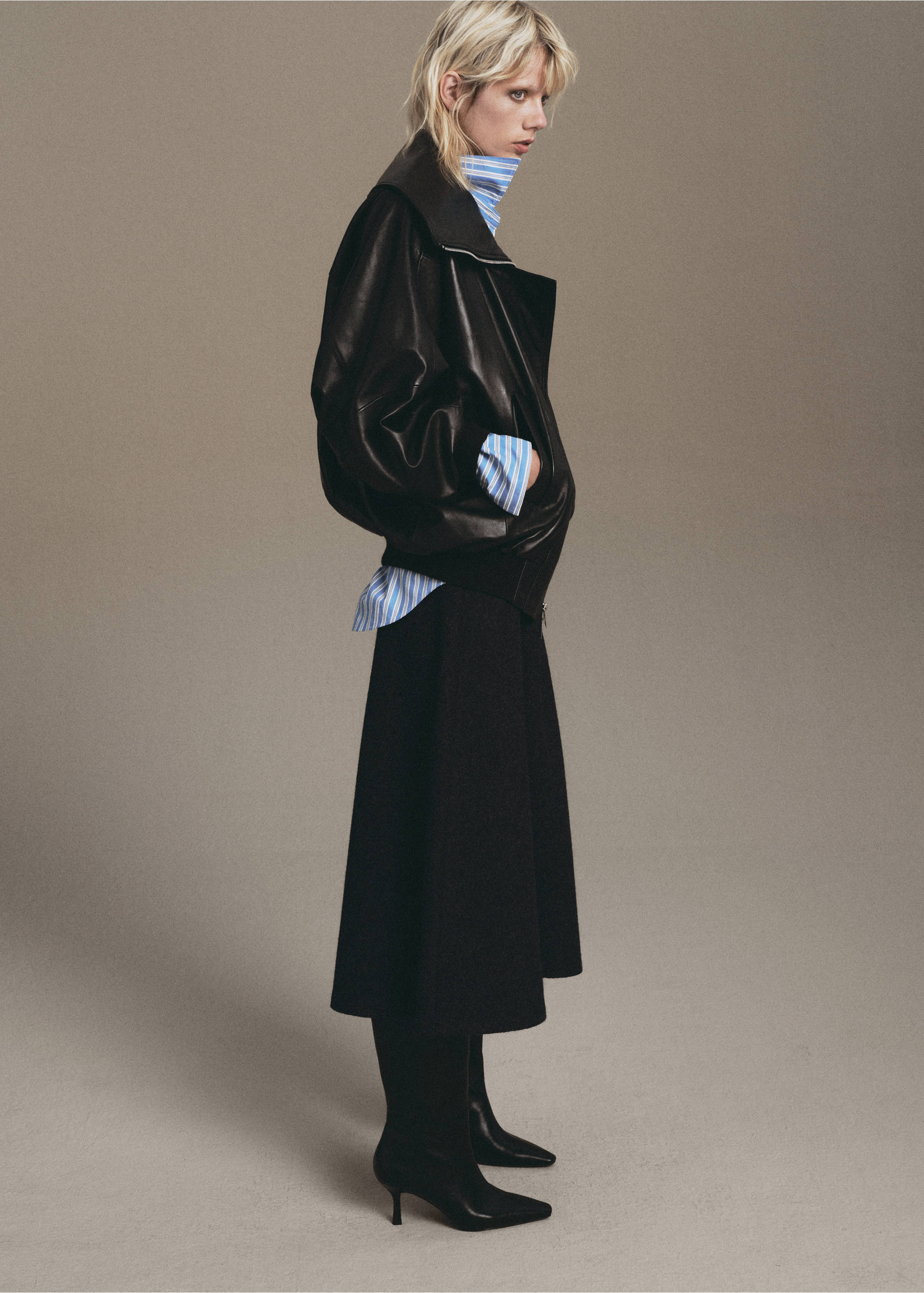 Jupe en laine évasée - Plan général, Gris. Ref: 17067805-00.