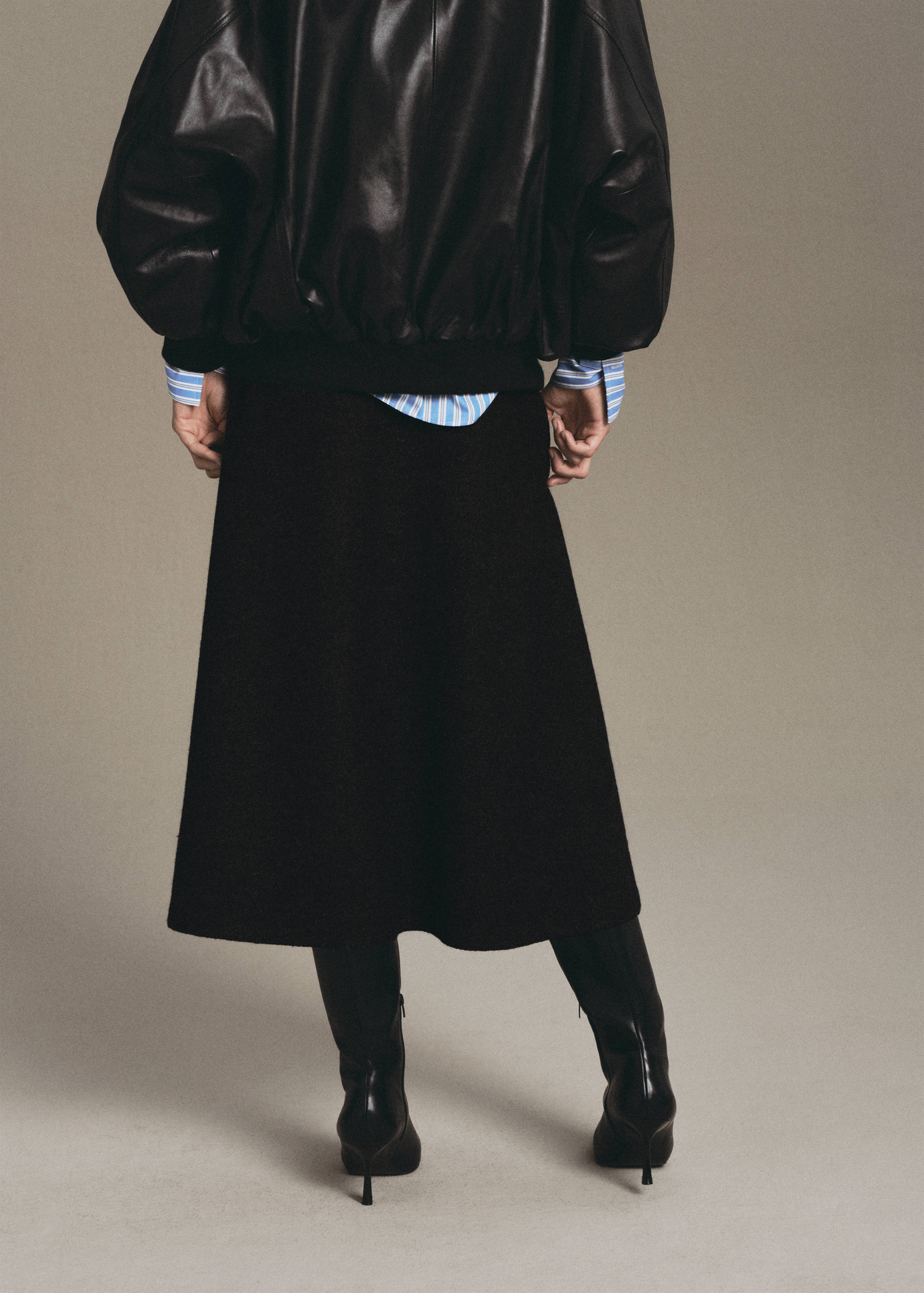 Jupe en laine évasée - Verso de l’article