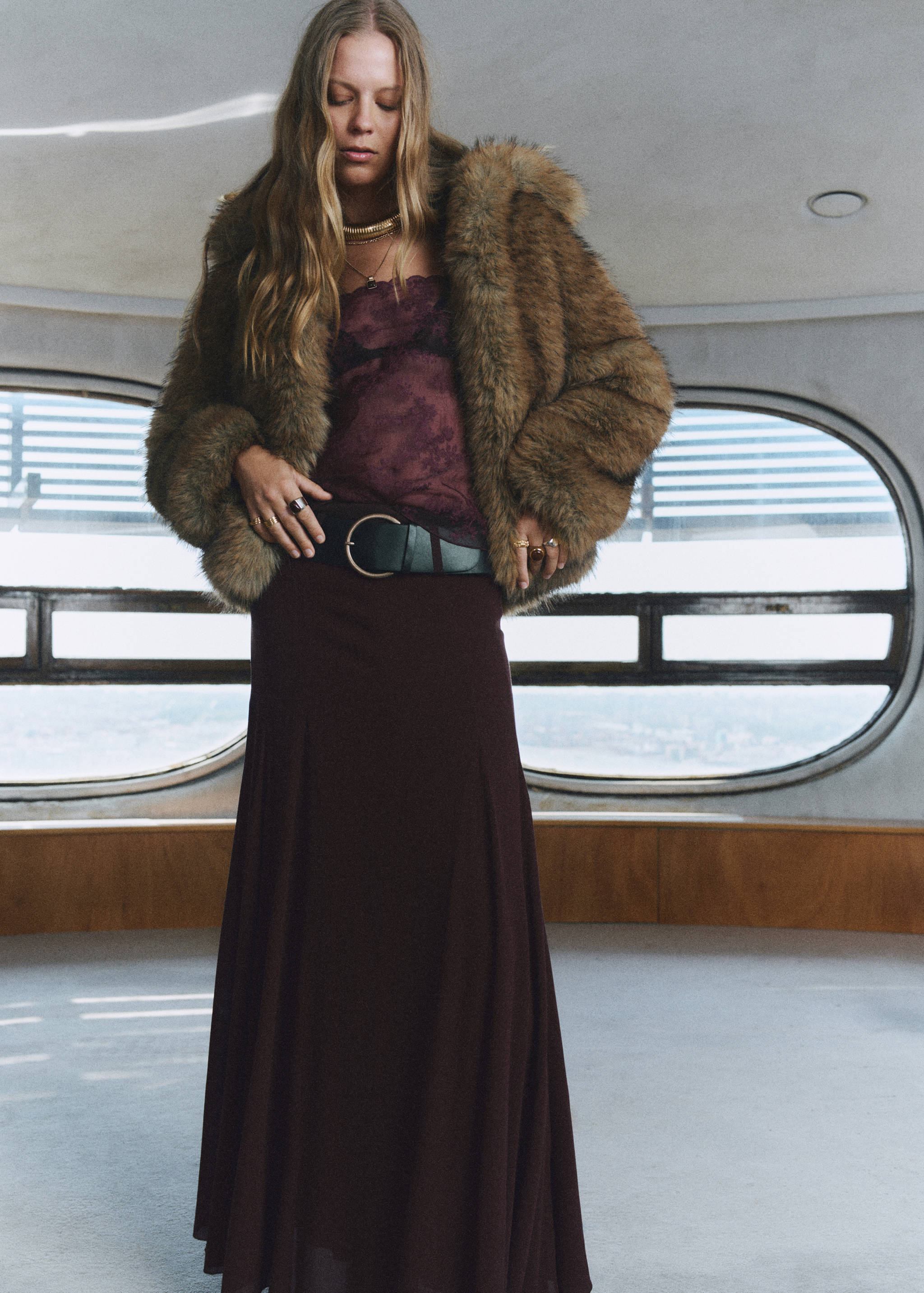 Godet skirt with belt - Medium plane