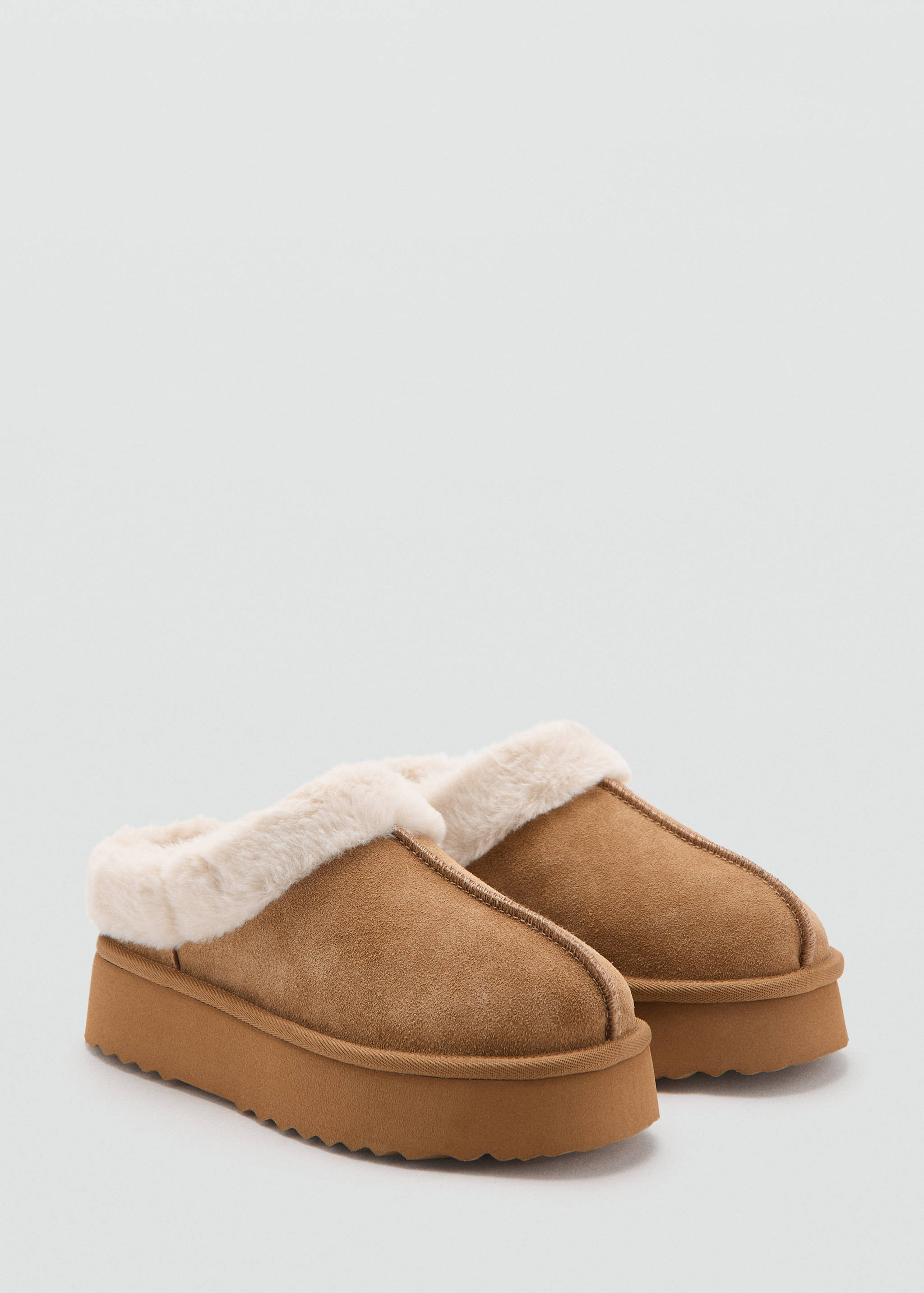 Platform clogs with sheepskin lining - Medium plane