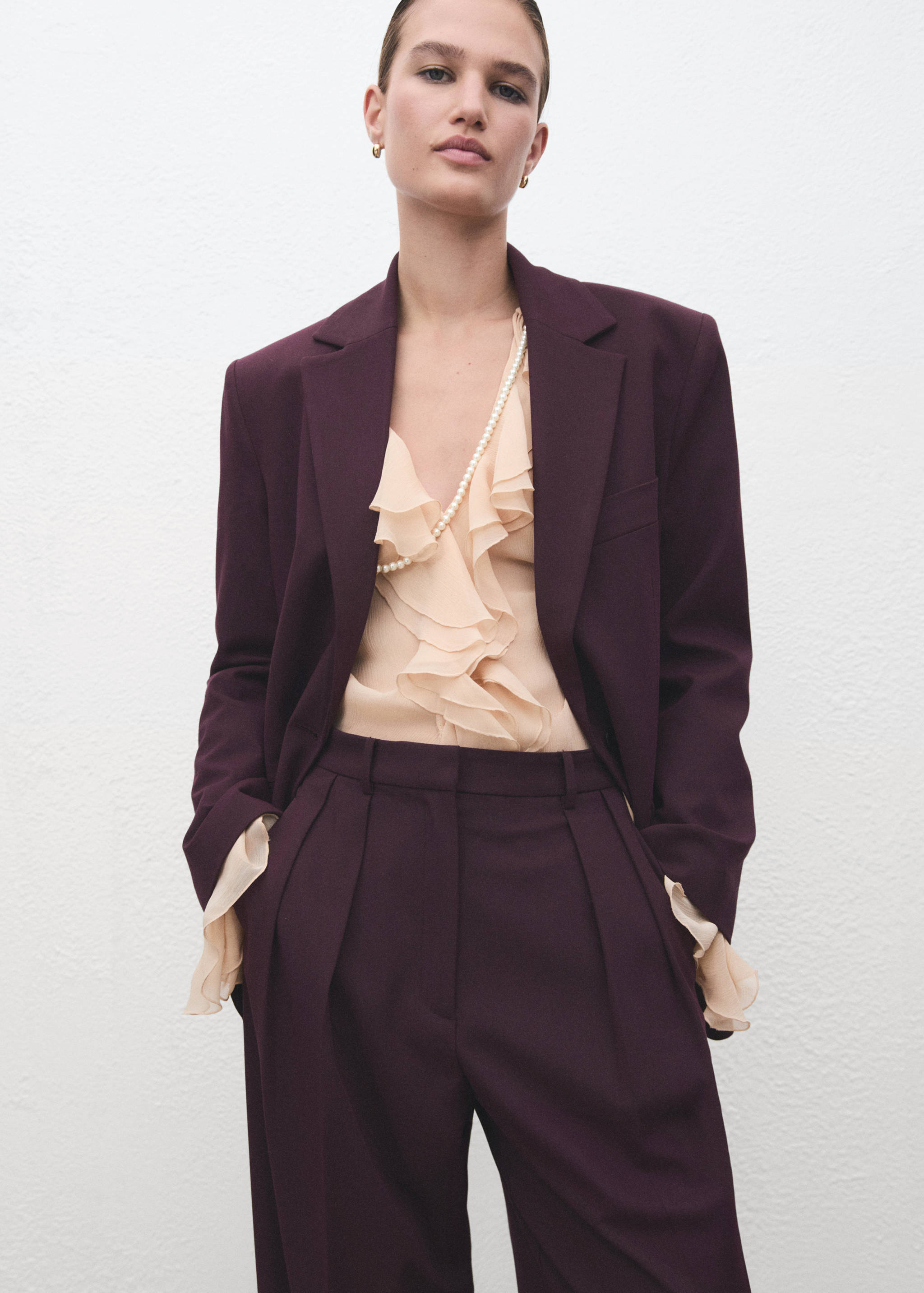 Calças wide leg com pinças e cintura média - Pormenor do artigo 1