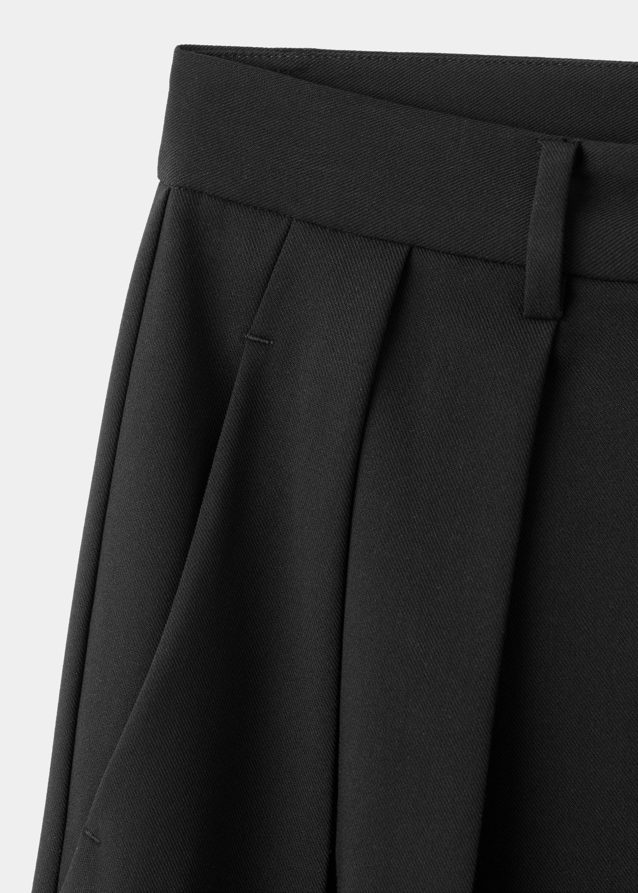 Wide leg mid-rise pleated trousers - Details of the article 0