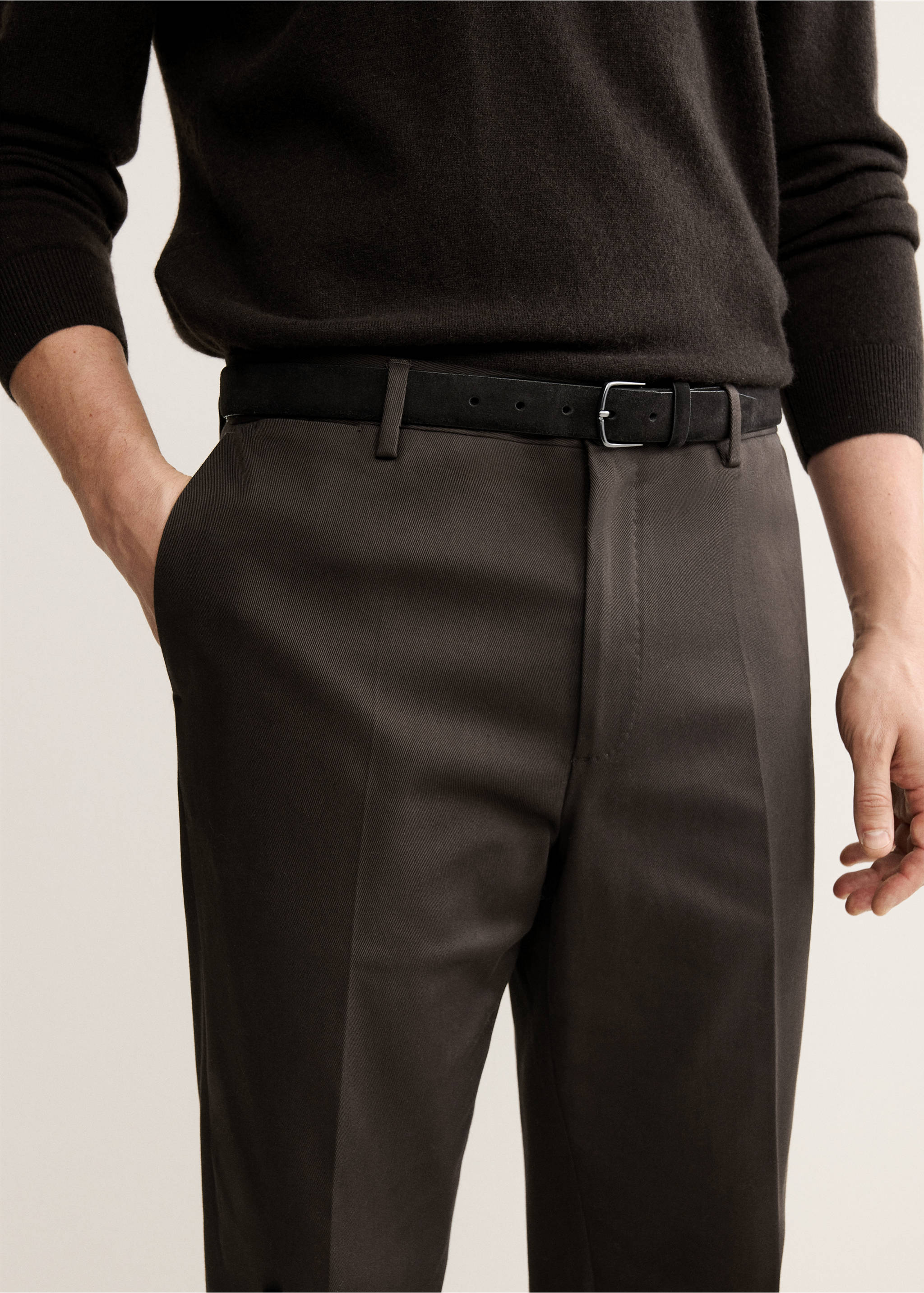 Regular-fit cotton pants - Details of the article 1, Chocolate. Ref: 17068266-00.