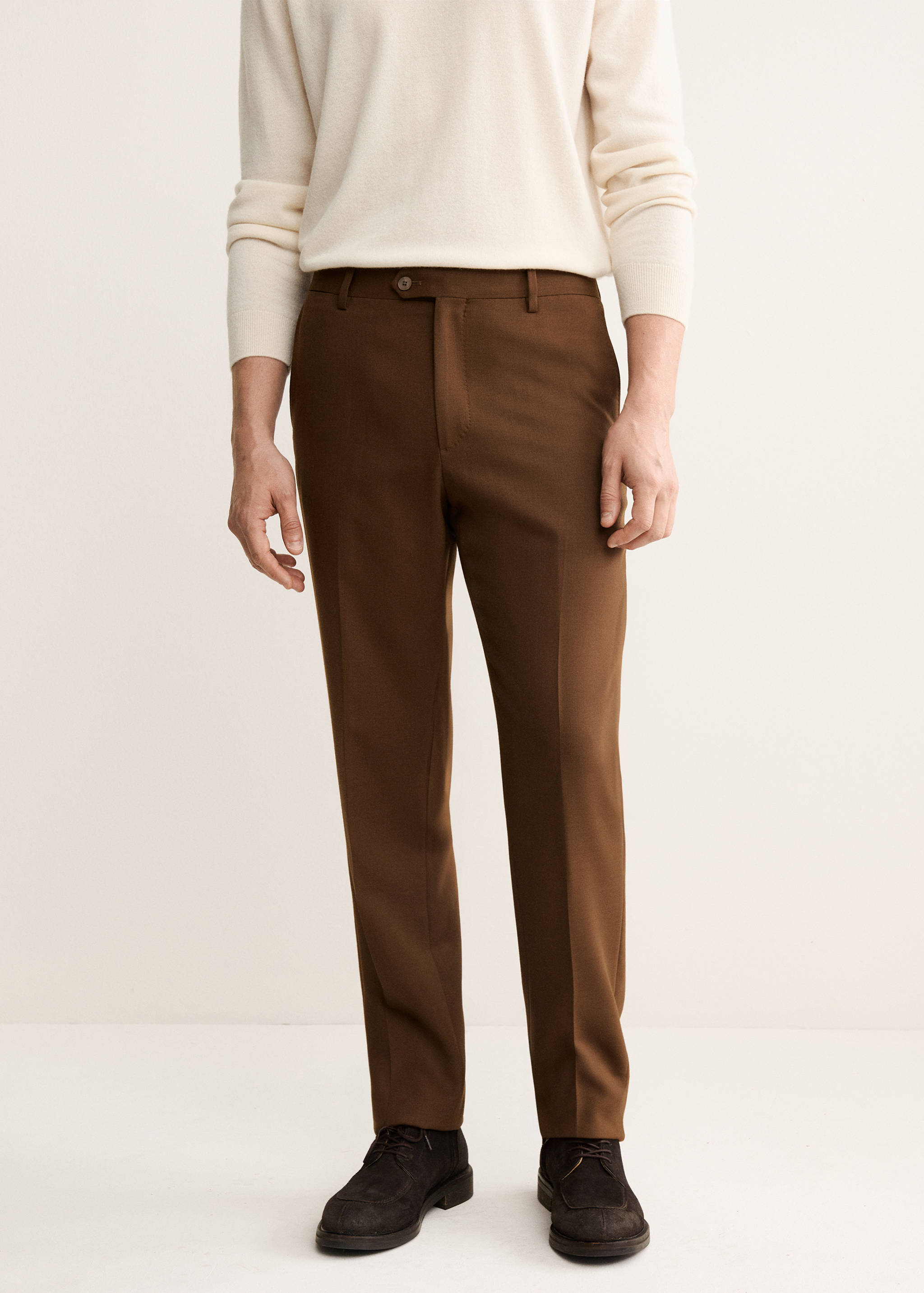 Костюмные фланелевые брюки из итальянской шерсти - Средний план