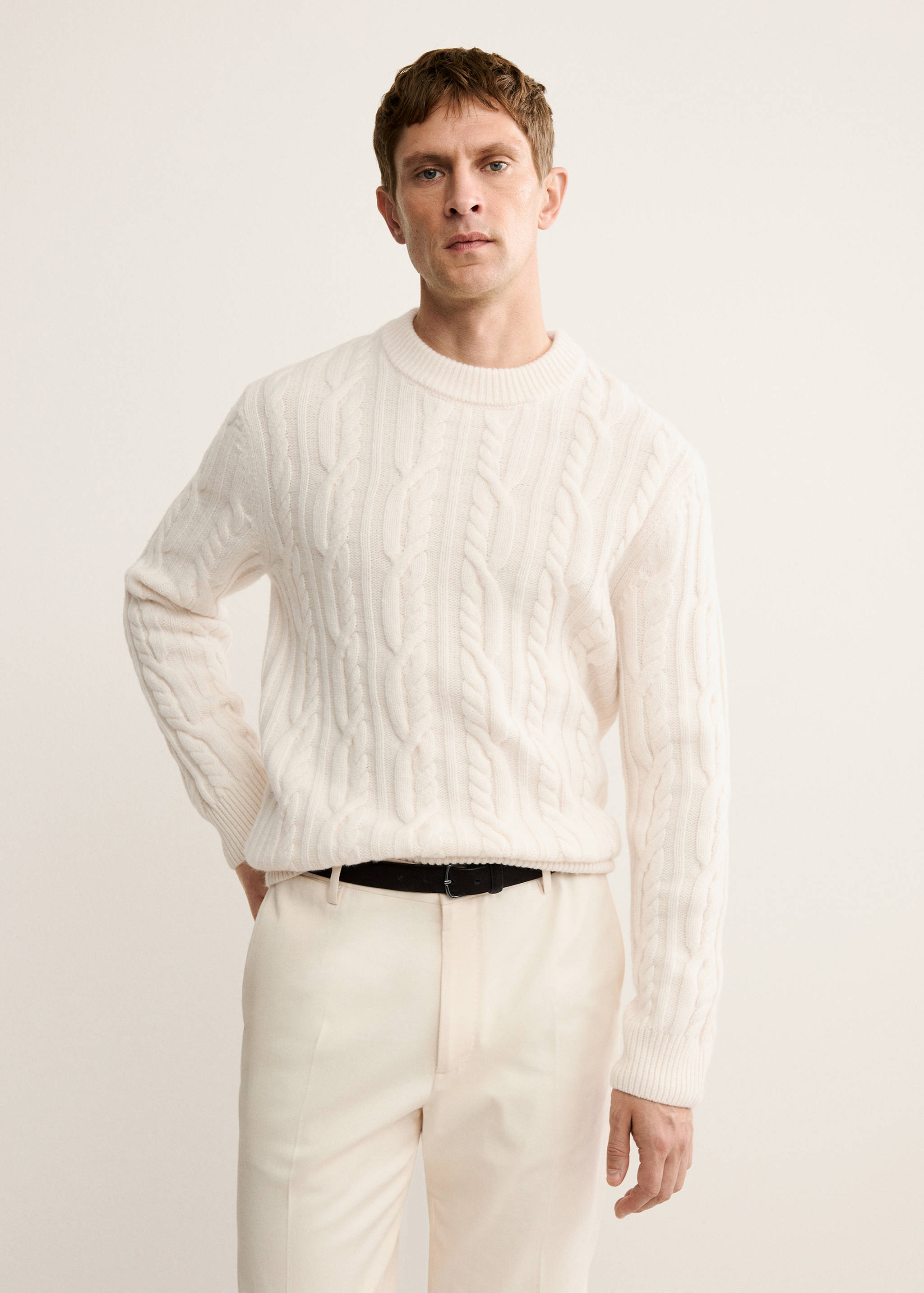 100% wool braided sweater - Medium plane