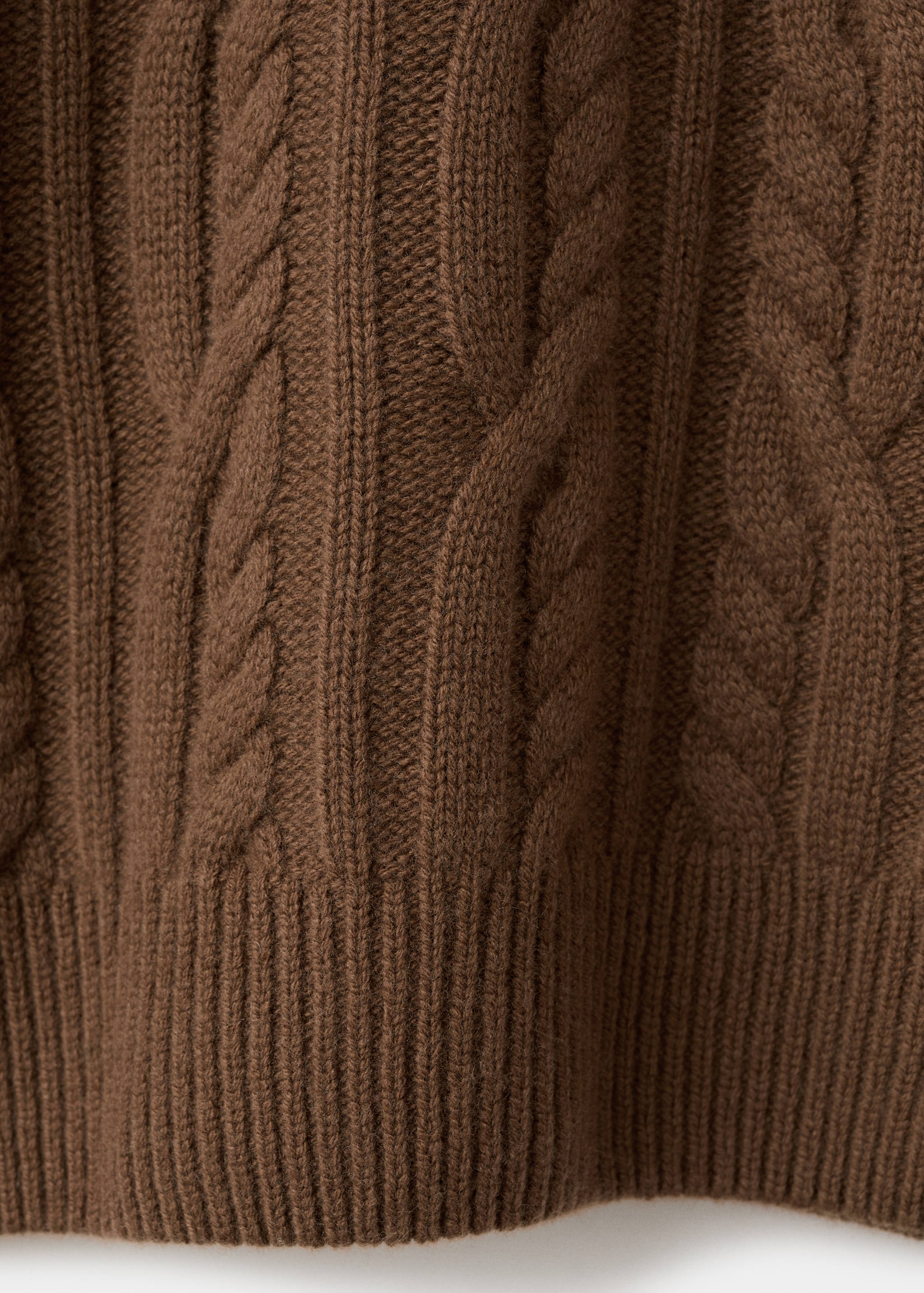100% wool braided sweater - Details of the article 0