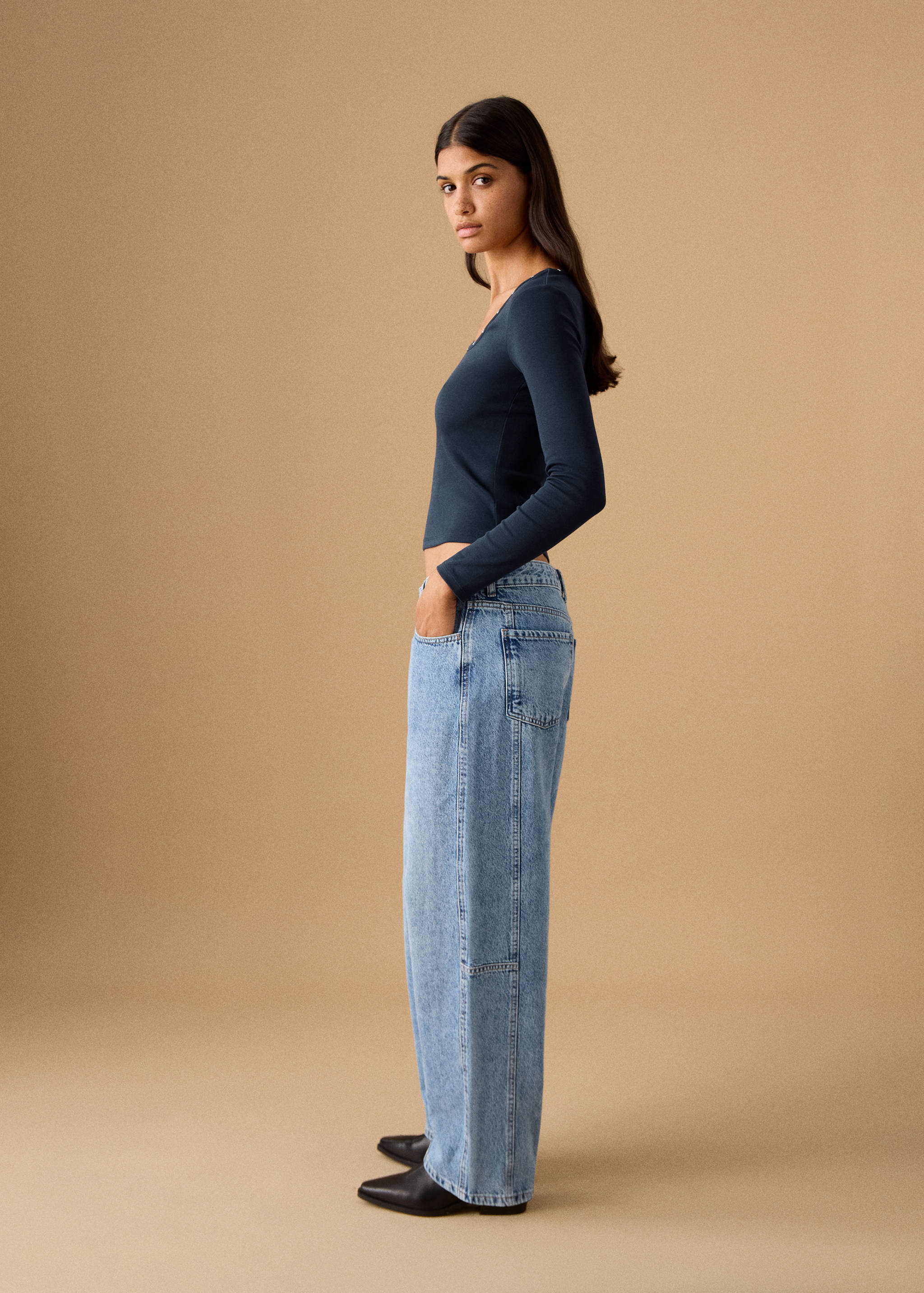 Balloon-Jeans mit mittlerer Bundhöhe - Mittlere Ansicht