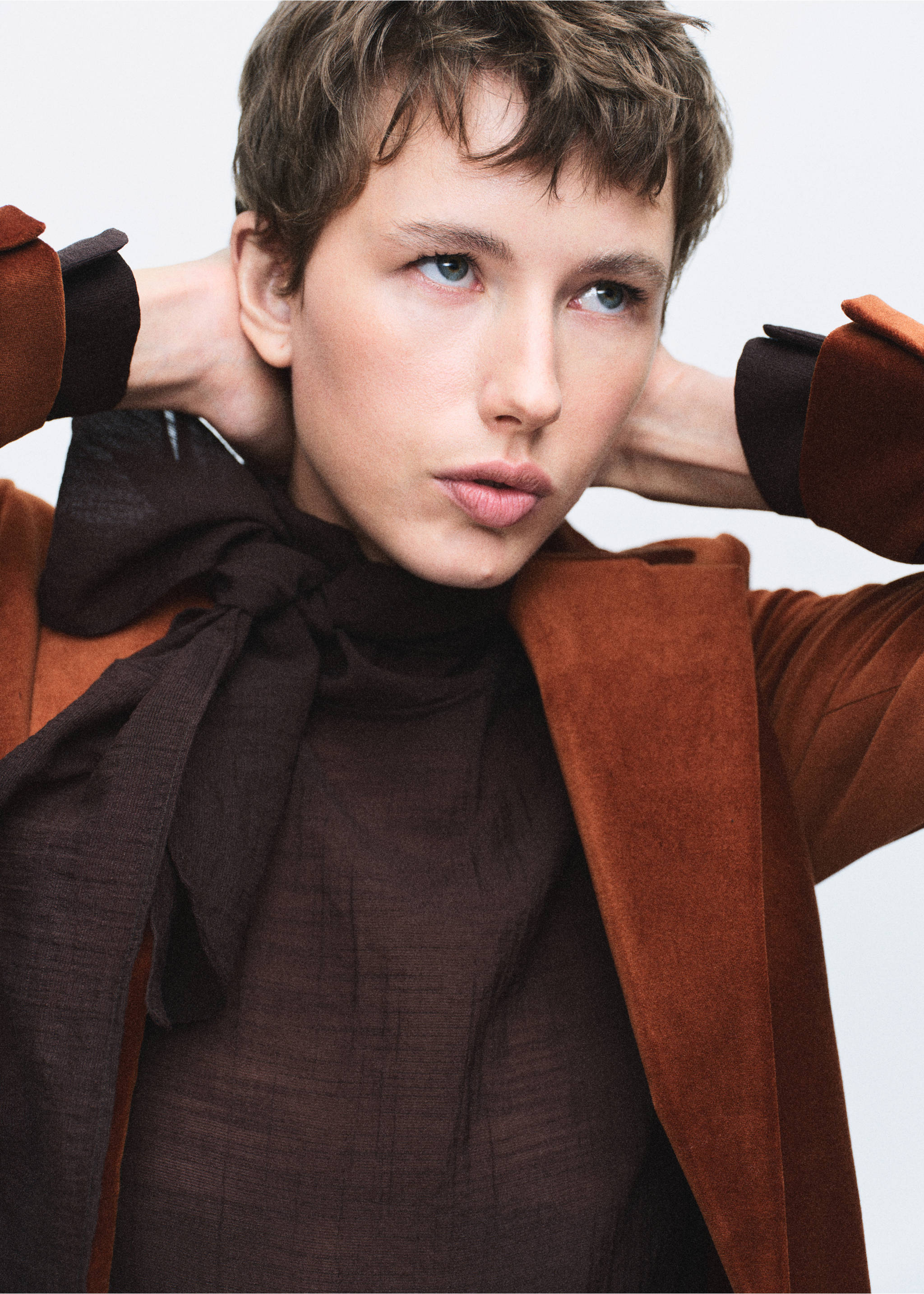 Blazer costume velours à poches - Détail de l'article 1, Orange brûlé. Ref: 17068285-00.