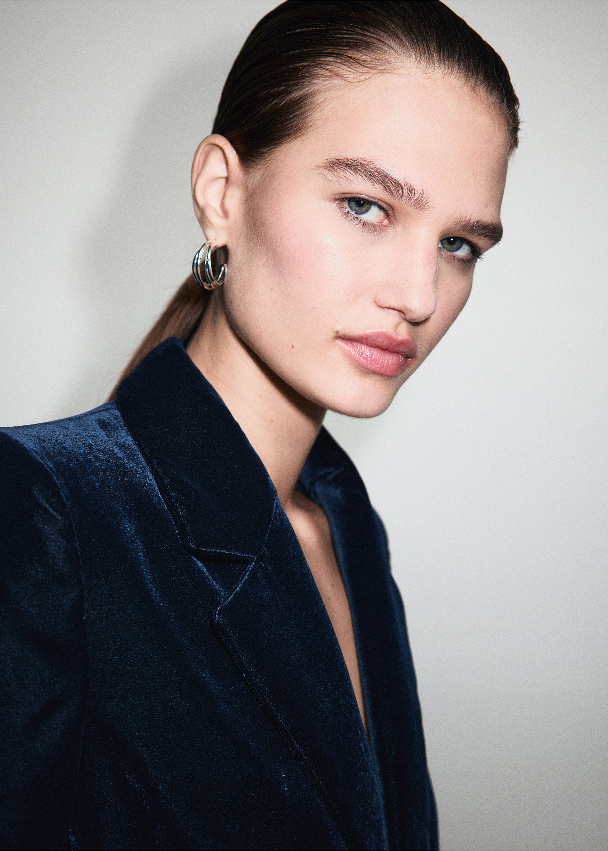 Double-breasted velvet jacket - Details of the article 1, Navy. Ref: 17068287-00.