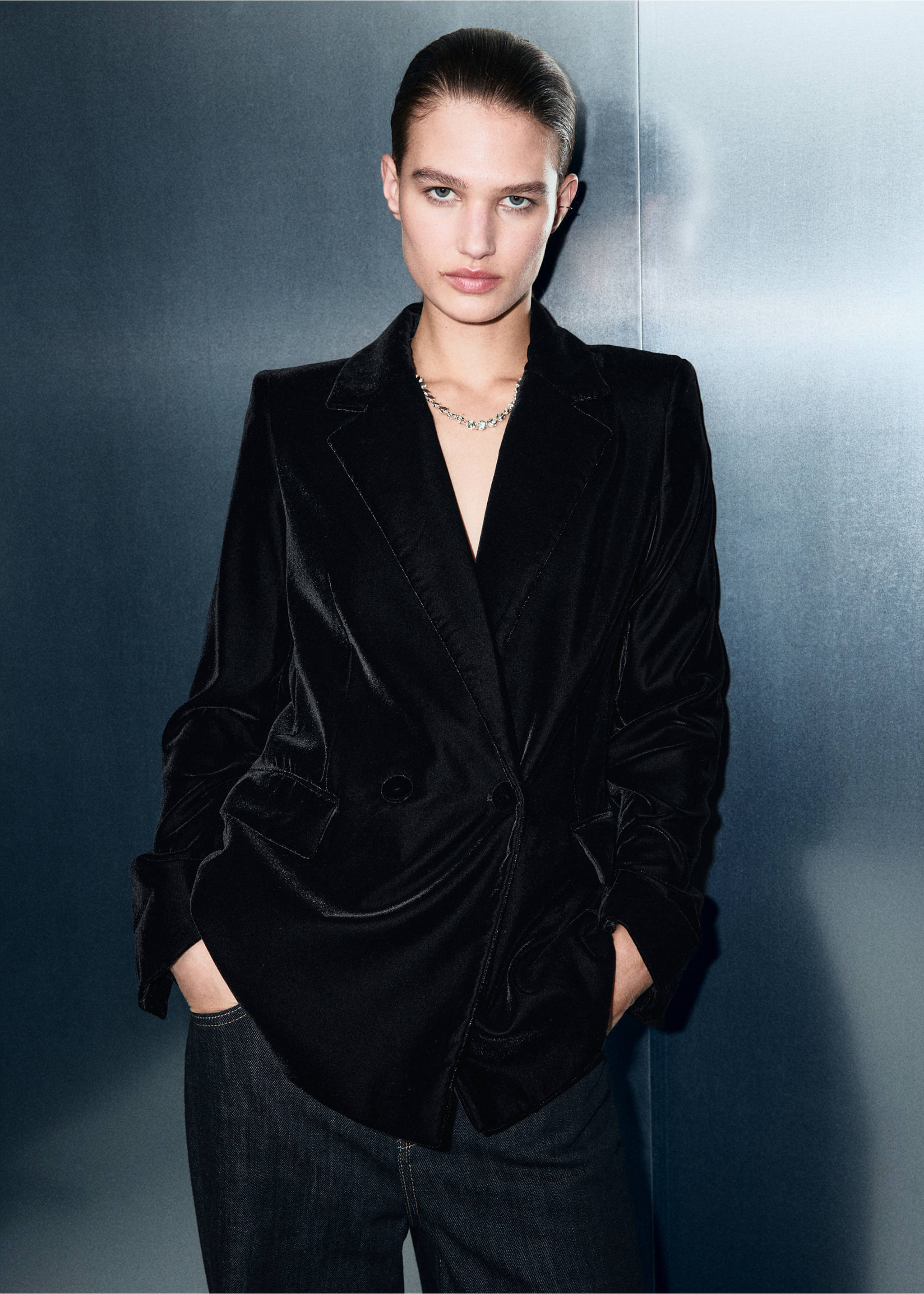 Double-breasted velvet jacket - Medium plane, Black. Ref: 17068287-00.