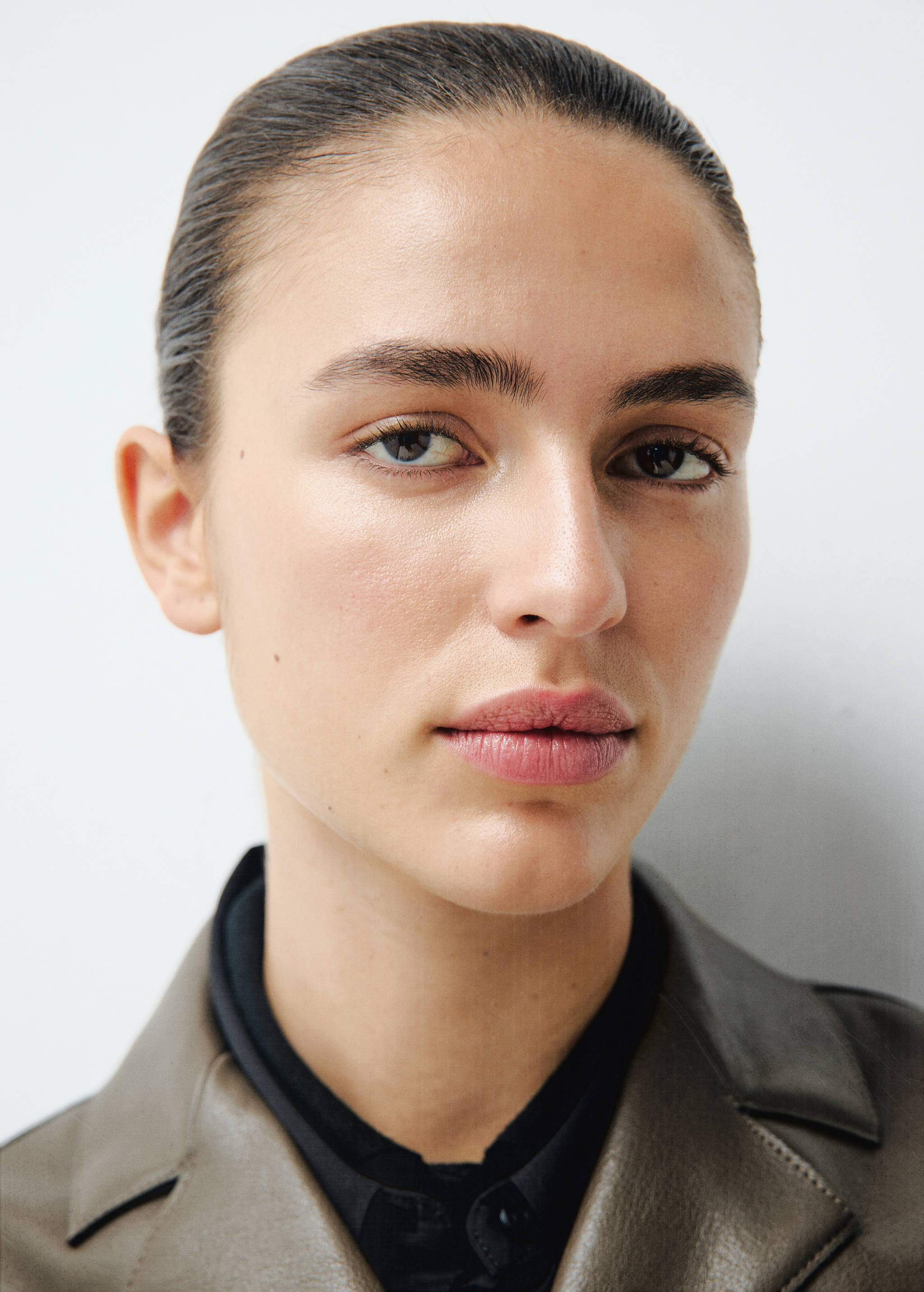 جاكيت بتأثير الجلد مع جيوب - تفاصيل المنتج 1