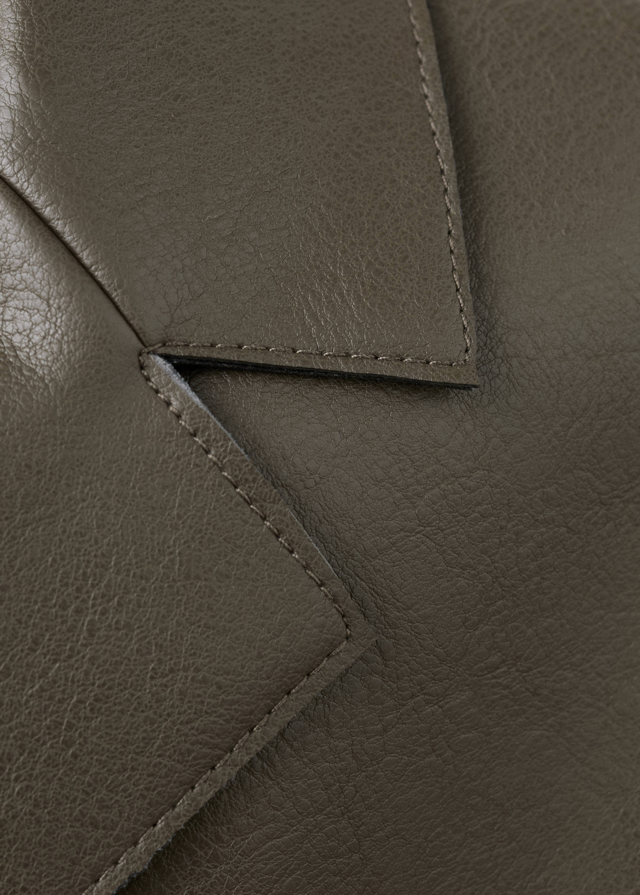 جاكيت بتأثير الجلد مع جيوب - تفاصيل المنتج 0