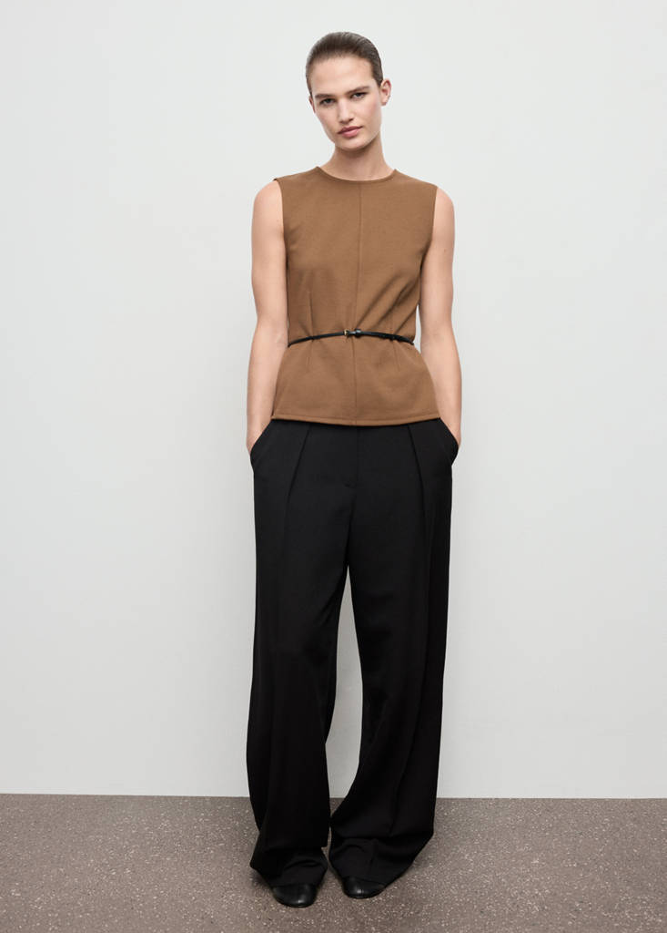 Fitted top with wide straps — Medium Brown