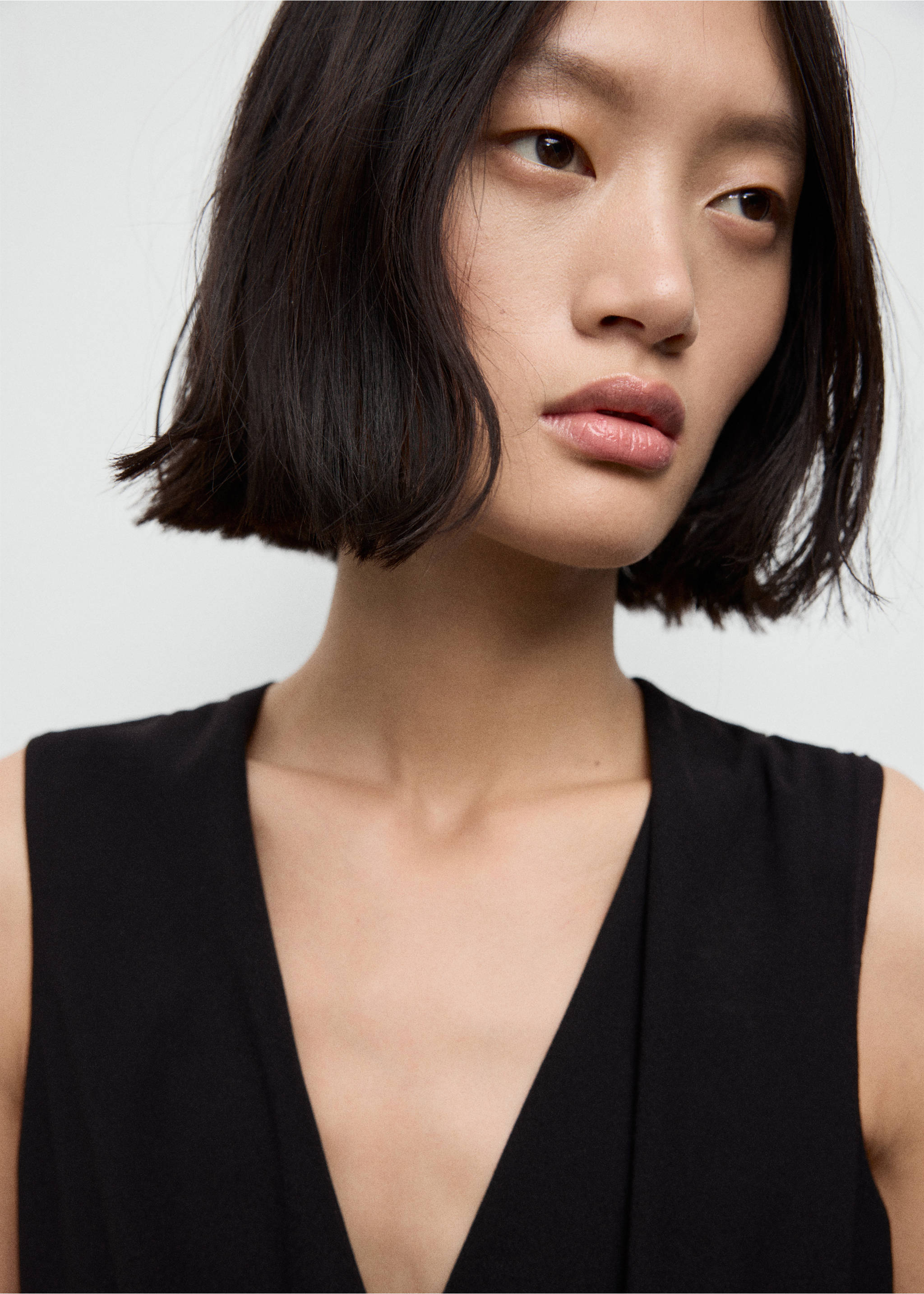 Комбинезон с запахом и поясом - Деталь изделия 1, Черный. Ref: 17068292-00.