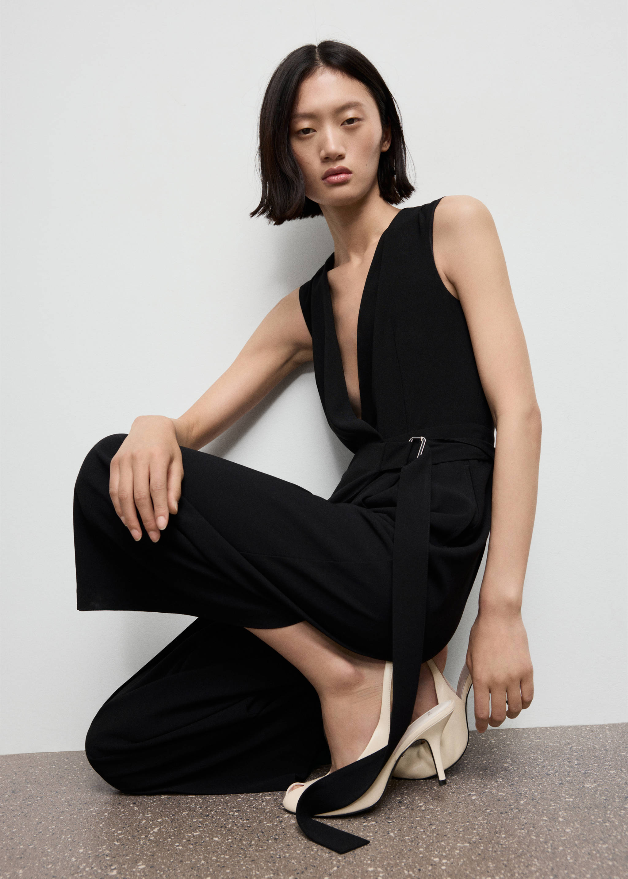 Belt wrap jumpsuit - Details of the article 2